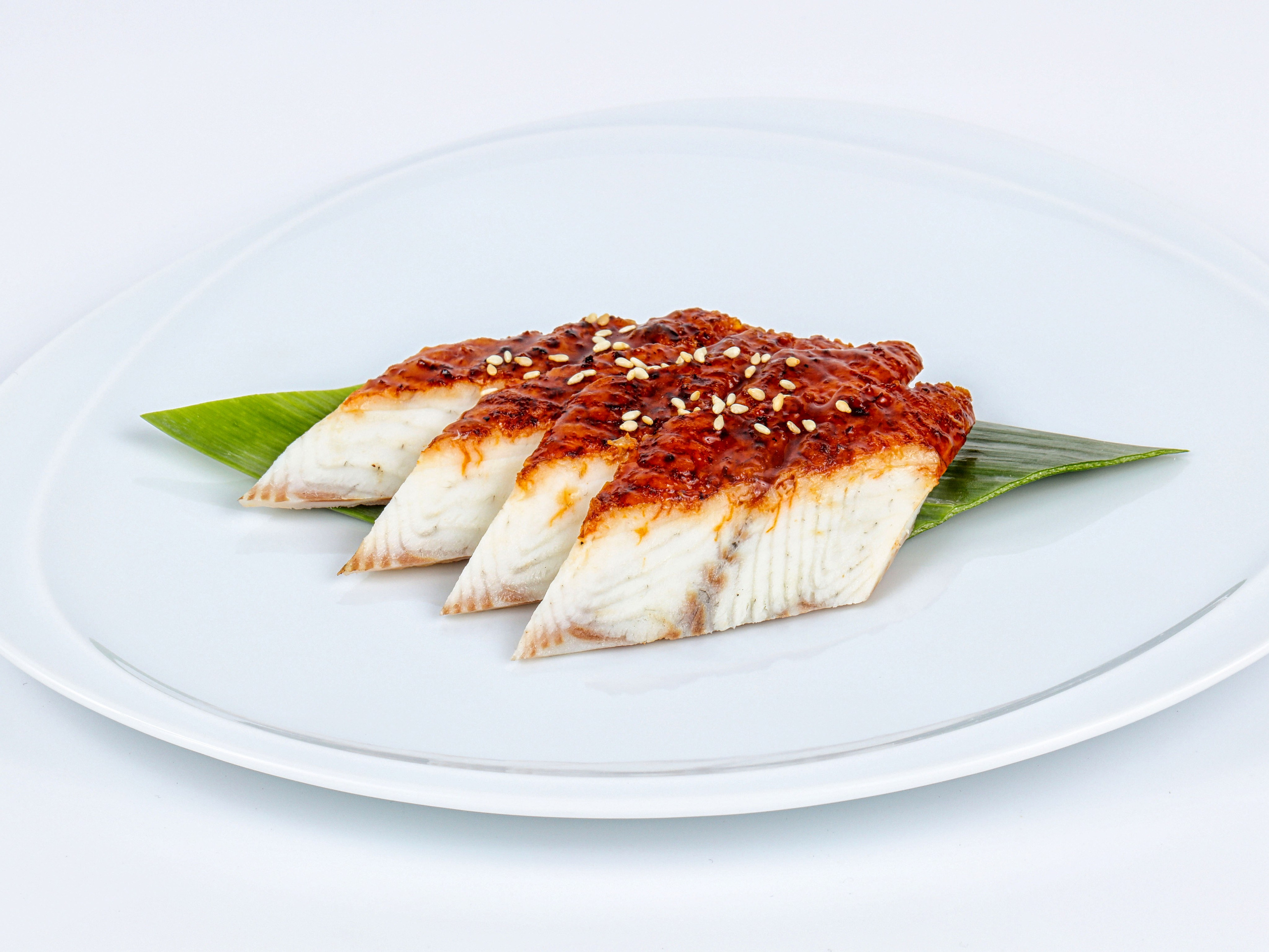 Фотосъемка суши и роллов. Заказ по тел.: +7 (906) 006-90-22. Фуд-фотограф Андрей Старостин — съемка еды в Москве. 9000 руб. в час