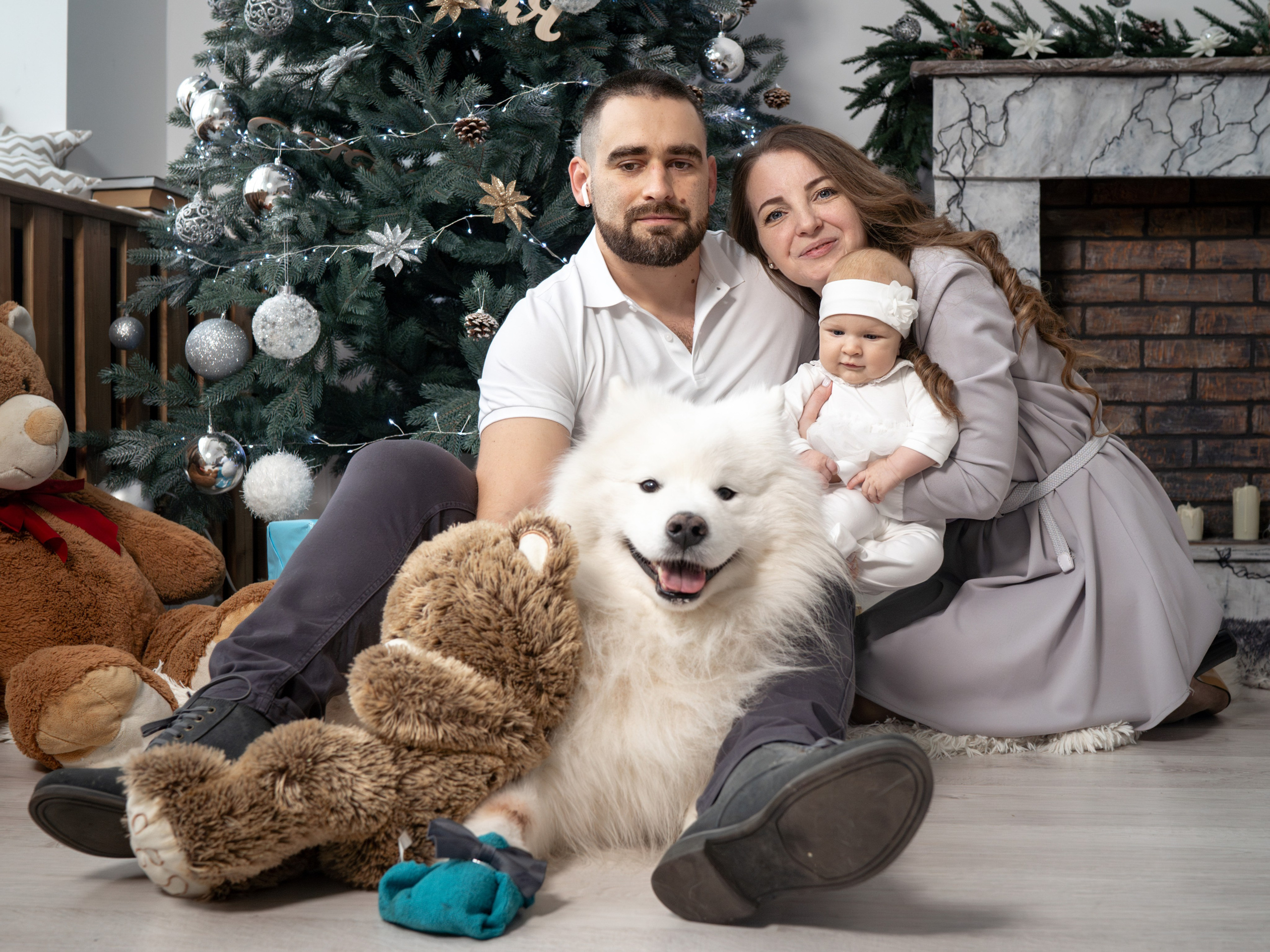 С самоедской лайкой. Фотограф Зинаида Евдокимова