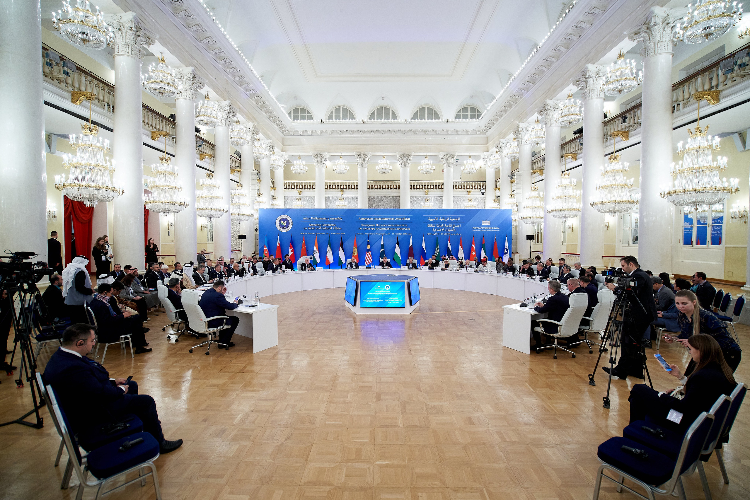 Репортажный ивент фотограф в Москве Александр Гладкий