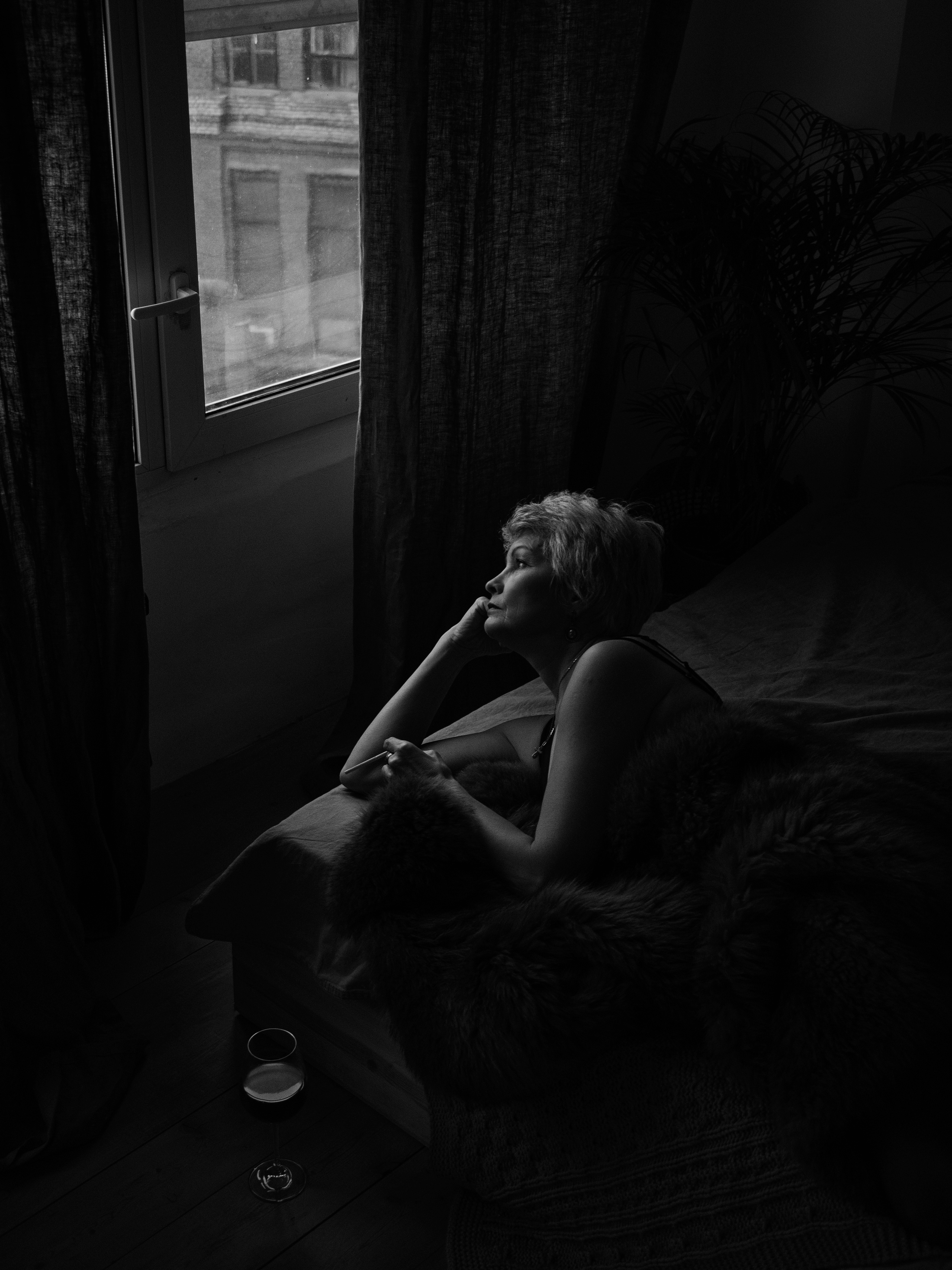 Between the shadows. Elena Beregatnova. Documentary and art photographer