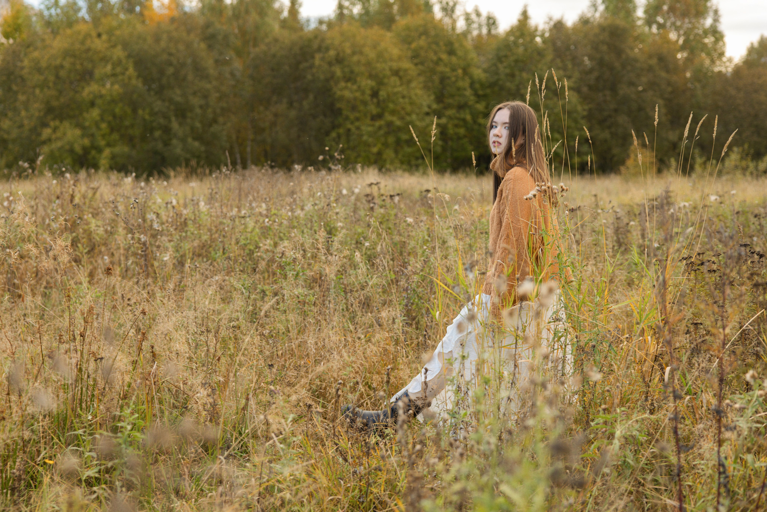 Прогулка в поле осенью. Фотограф в Санкт-Петербурге Вагнер Юлия