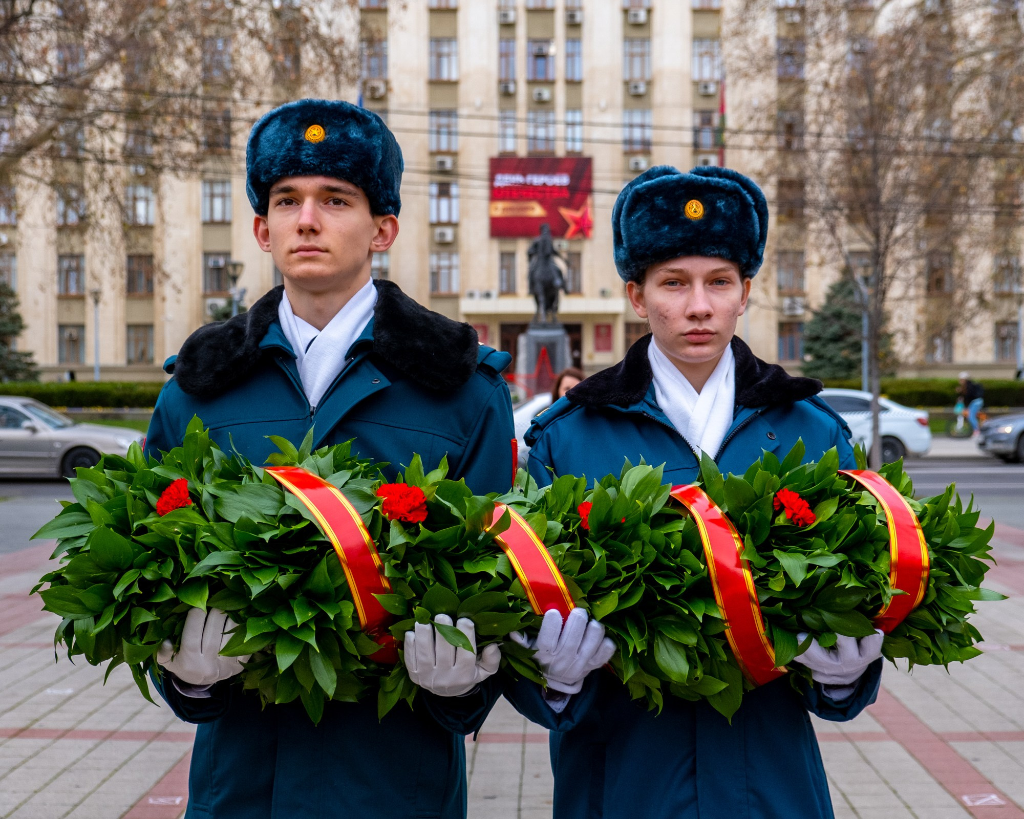 День Героев Отечества. Репортажный, промышленный и маркетплейс-фотограф Дмитрий Чернат