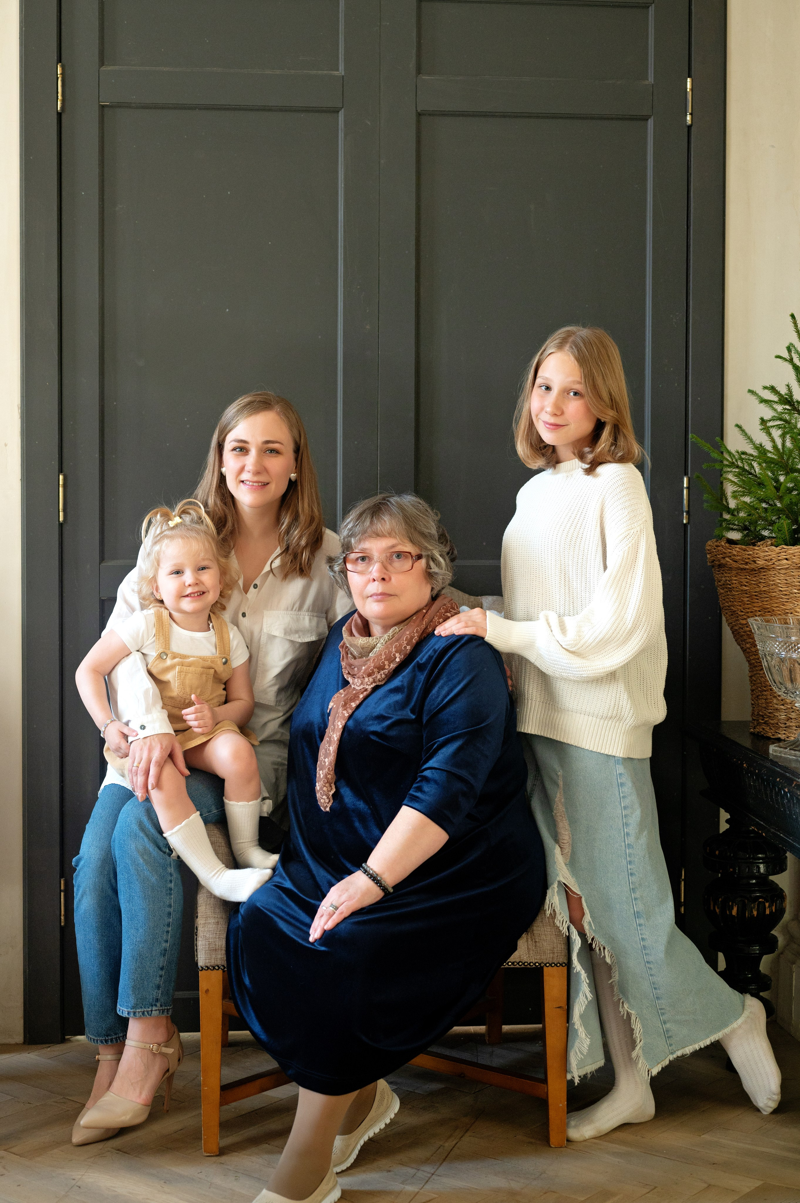 Фотостудия «Файн-арт» Новый год 2024-25. Фотограф новорожденных, семейный детский в Тюмени Татьяна Морозова