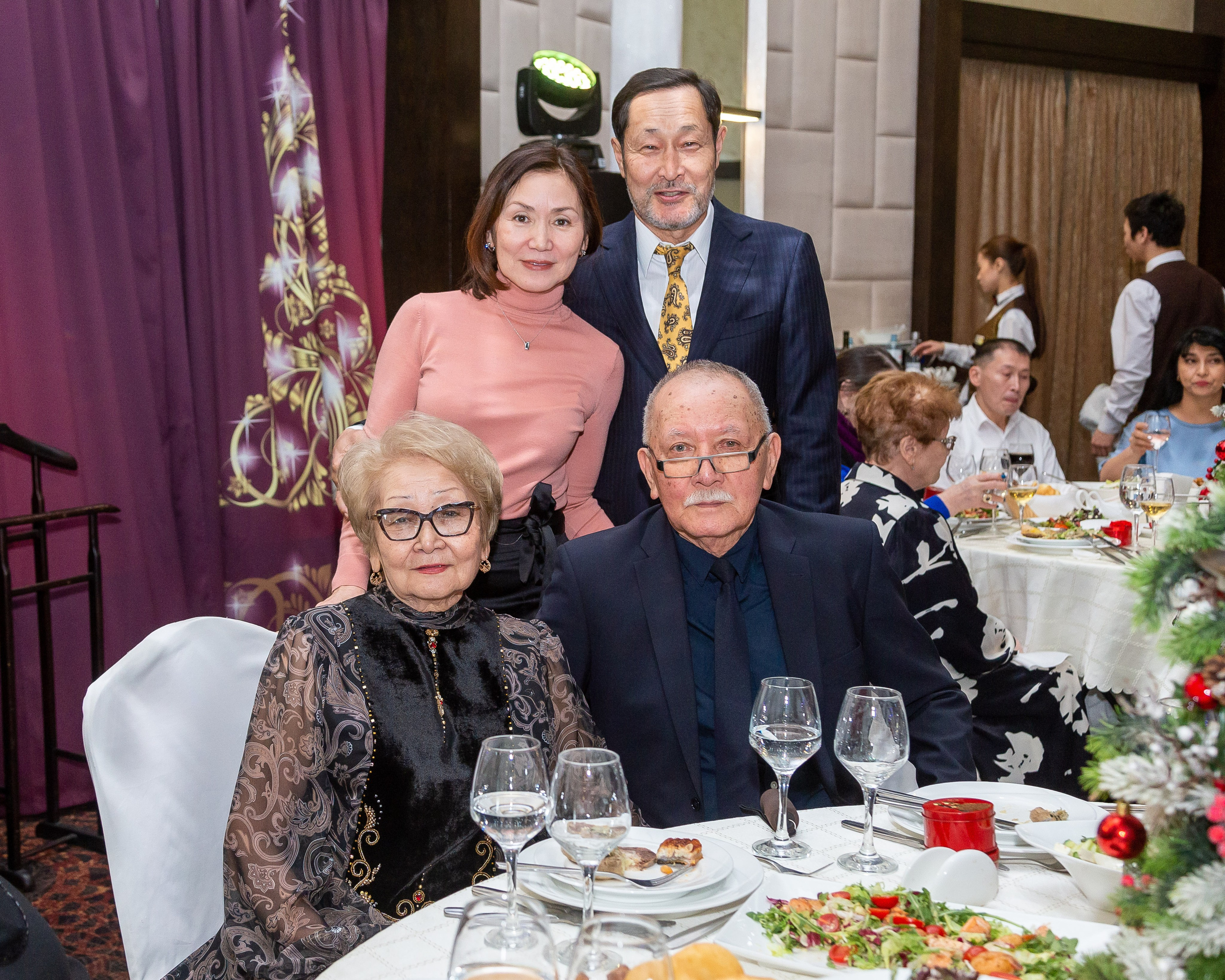 Айша Юбилей 80 лет. Свадебный фотограф в Алматы Айгерим Верба