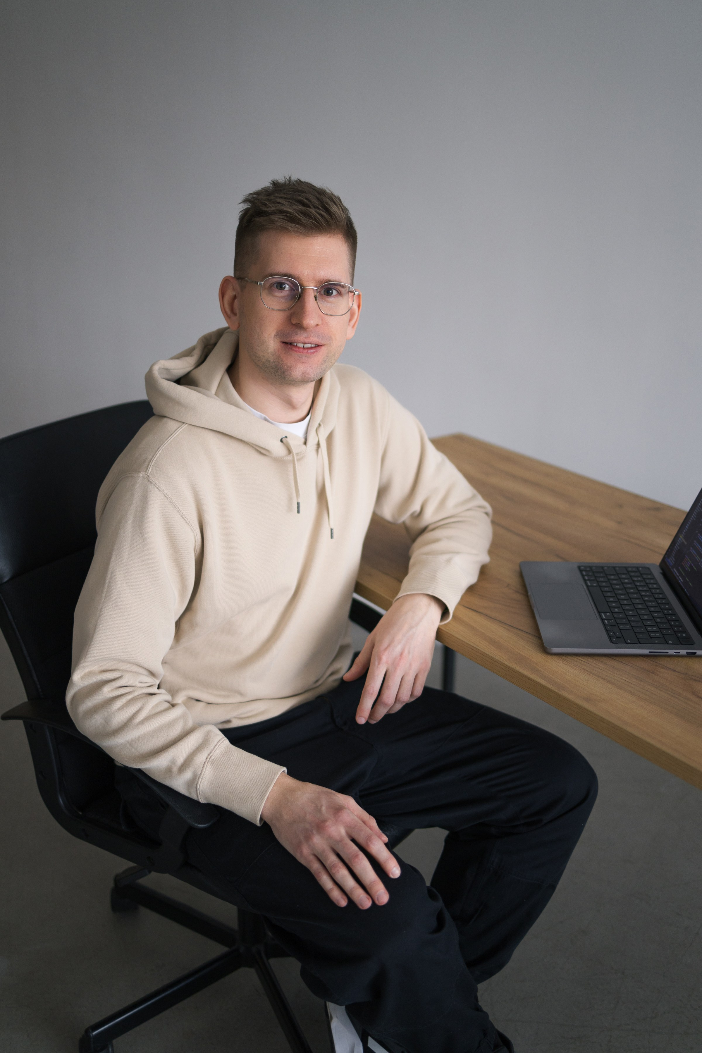 Деловой портрет. Портретный фотограф СПб, женский фотограф, минимализм и эстетика