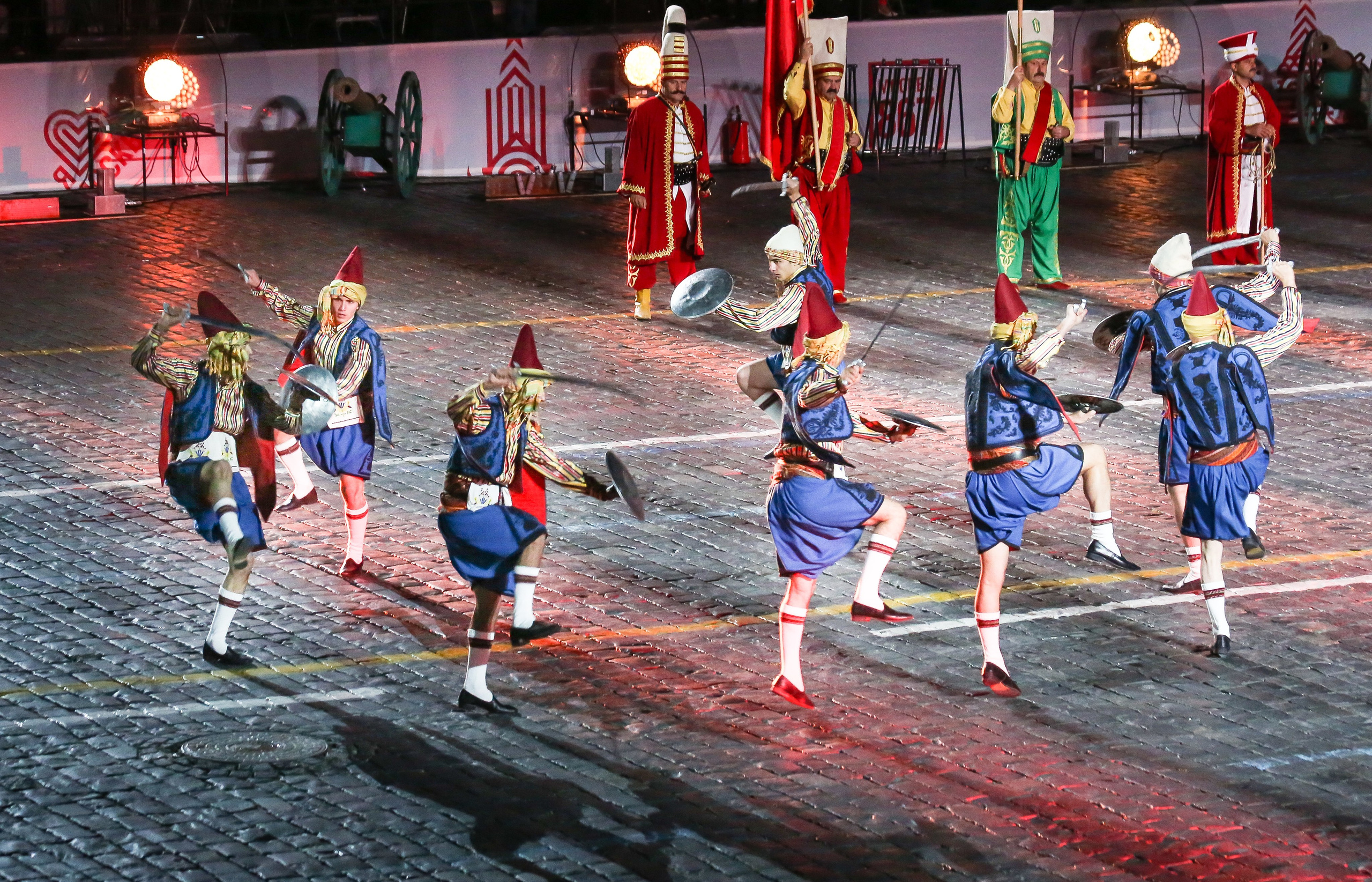 Фестиваль «Спасская башня» — 2014. Дарья Письменюк / Darya Leitstern — фотограф, музыкант, журналист, путешественник
