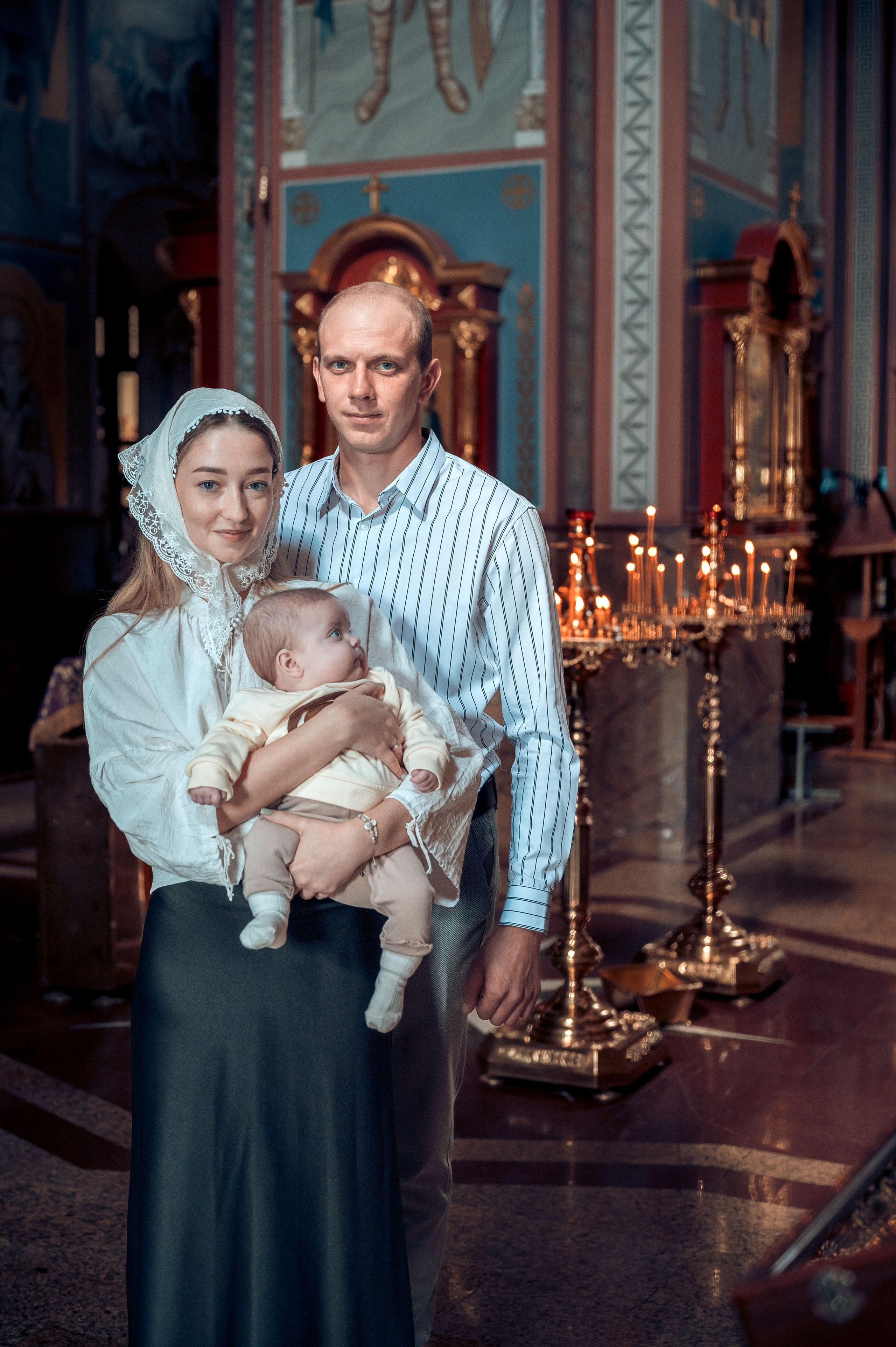 Постановочная часть крещения в храме