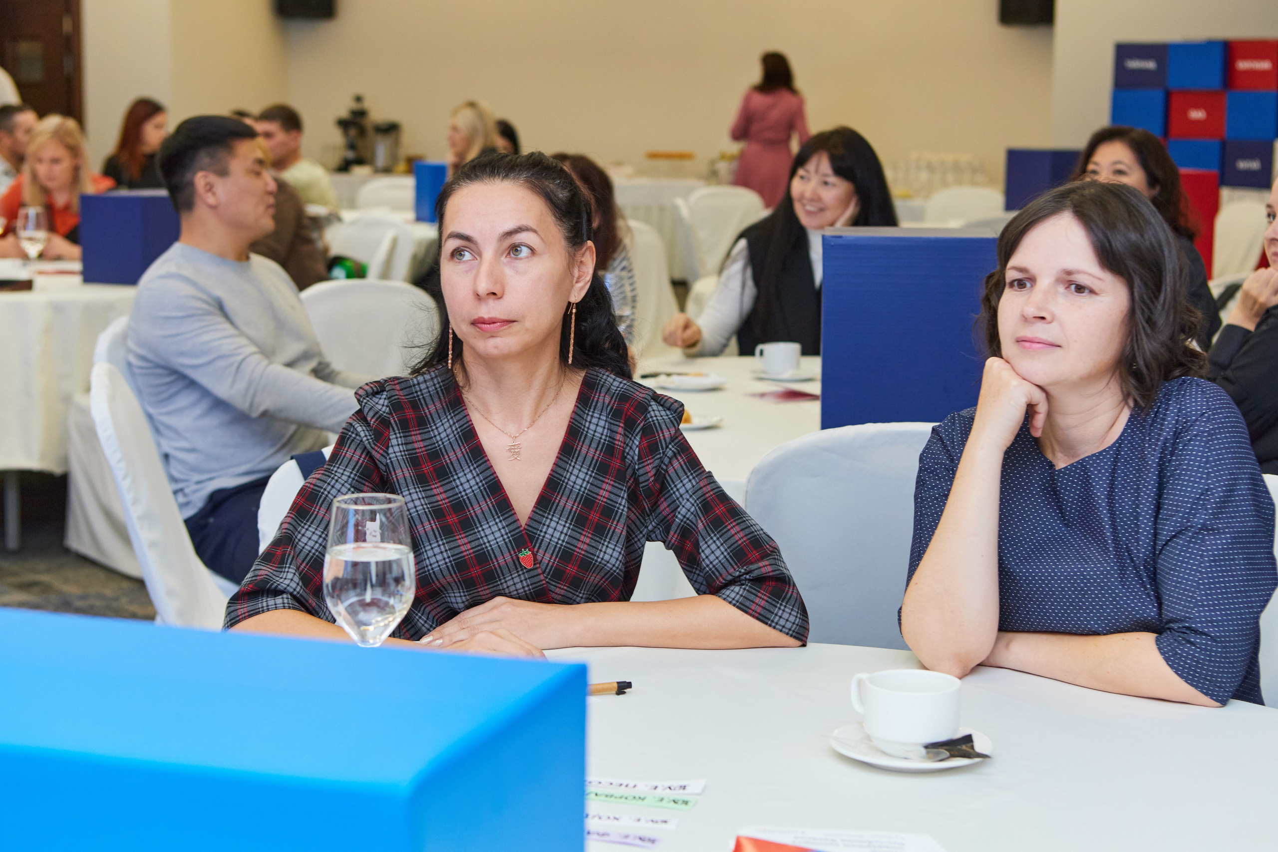 Бизнес-игра «Экспортное казино», центр «Мой Бизнес». Контент-фотограф в Абакане Наталья Нагибина