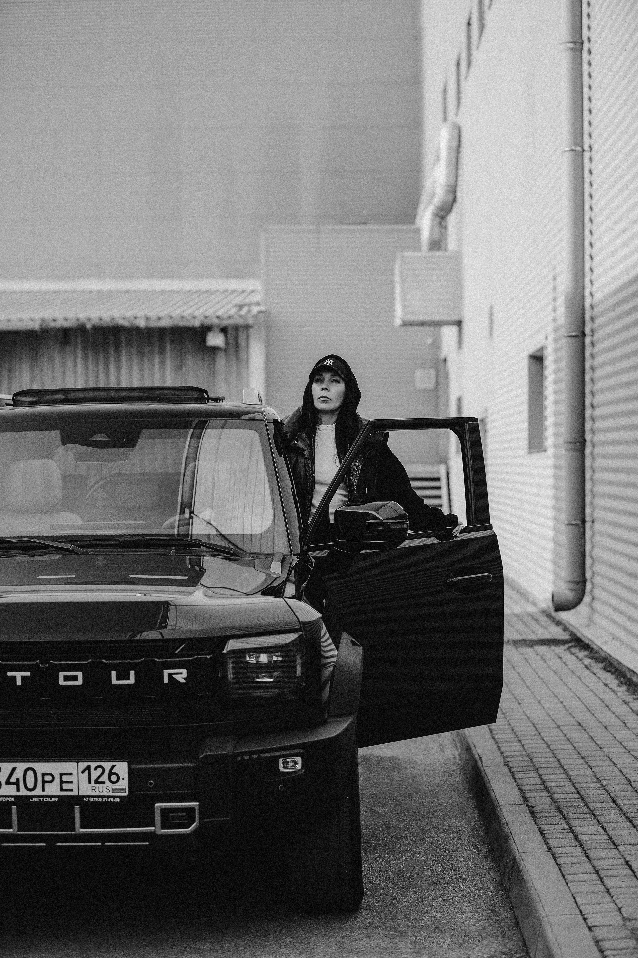 Яна и Jetour T-2. Свадебный и портретный фотограф в Пятигорске, КМВ — Власова Юля