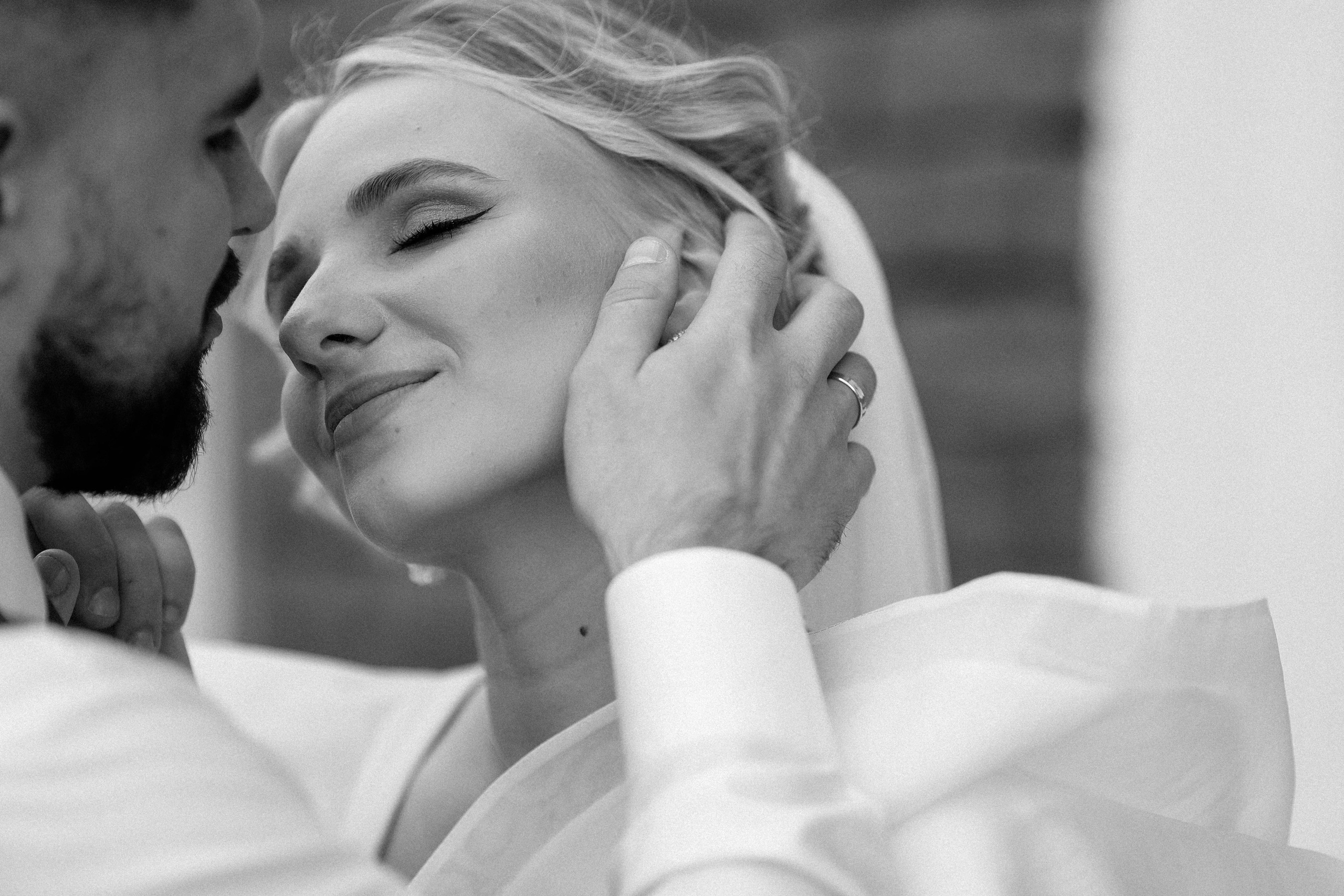 Wake each other up in the morning. Свадебный фотограф FOTOKEYT