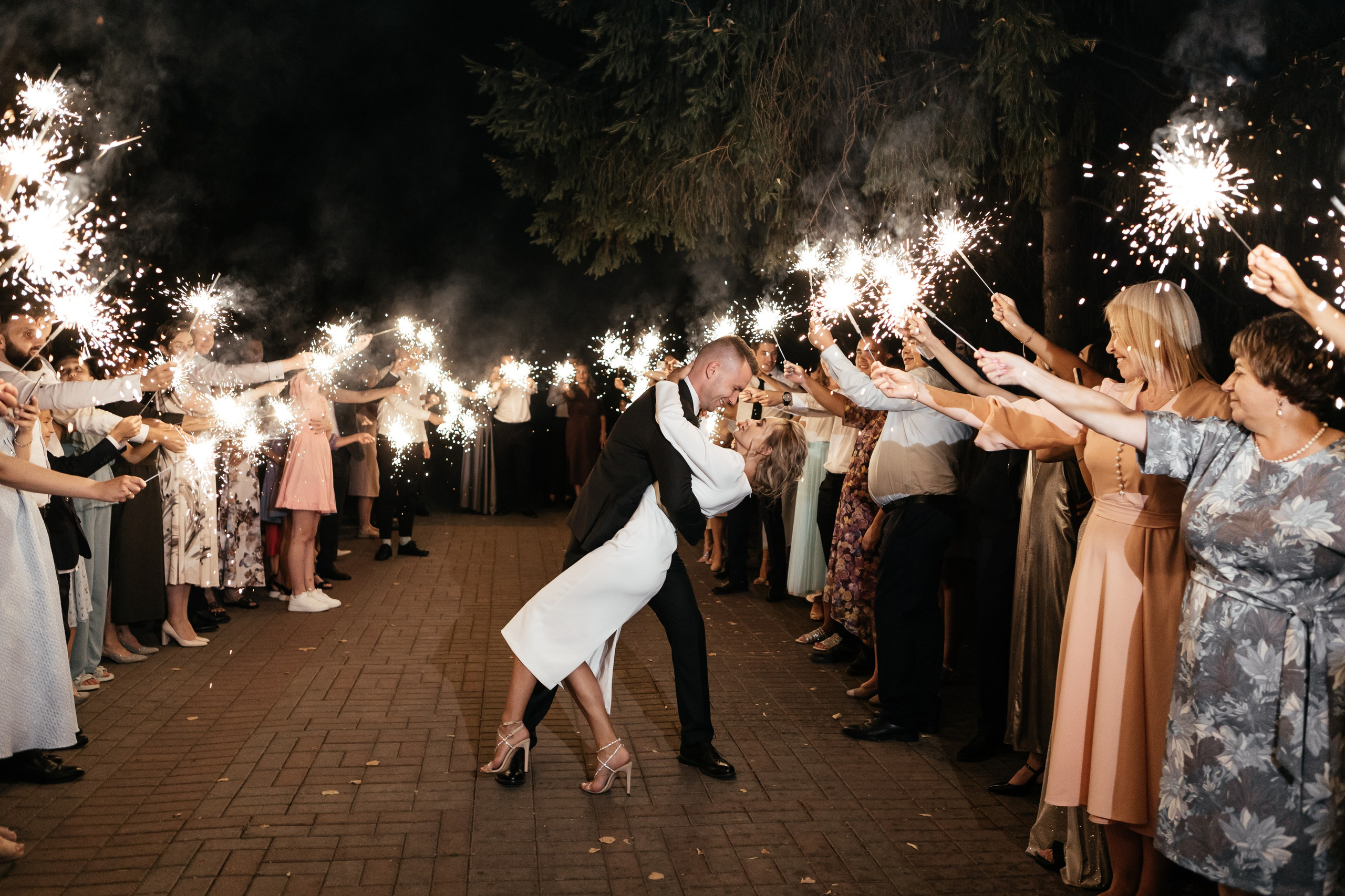 Свадебный фотограф Уфа — Руслан ГабдлисламовЖивые эмоции, красивые кадры, воспоминания на всю жизнь.Работаю по всей Республике Башкортоста. Свадебный фотограф Уфа Руслан Габдлисламов