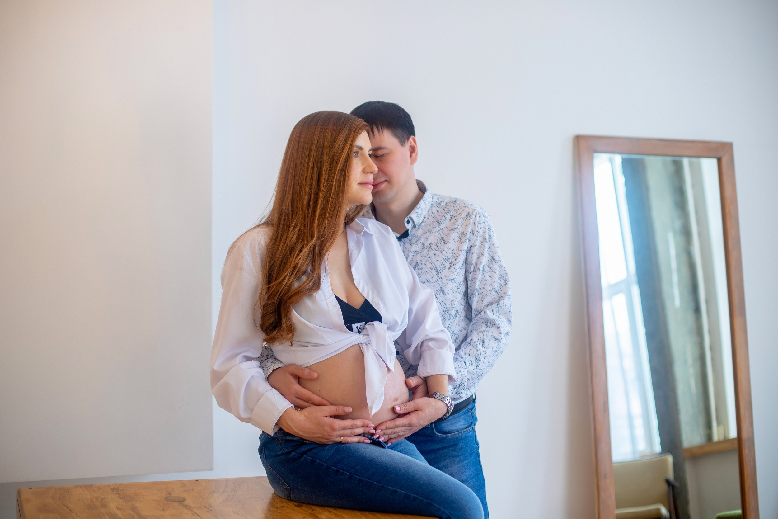 Фотосессия в ожидании в Иркутске. Фотограф видеограф Иркутск фото видео студия Алексея Марамзина