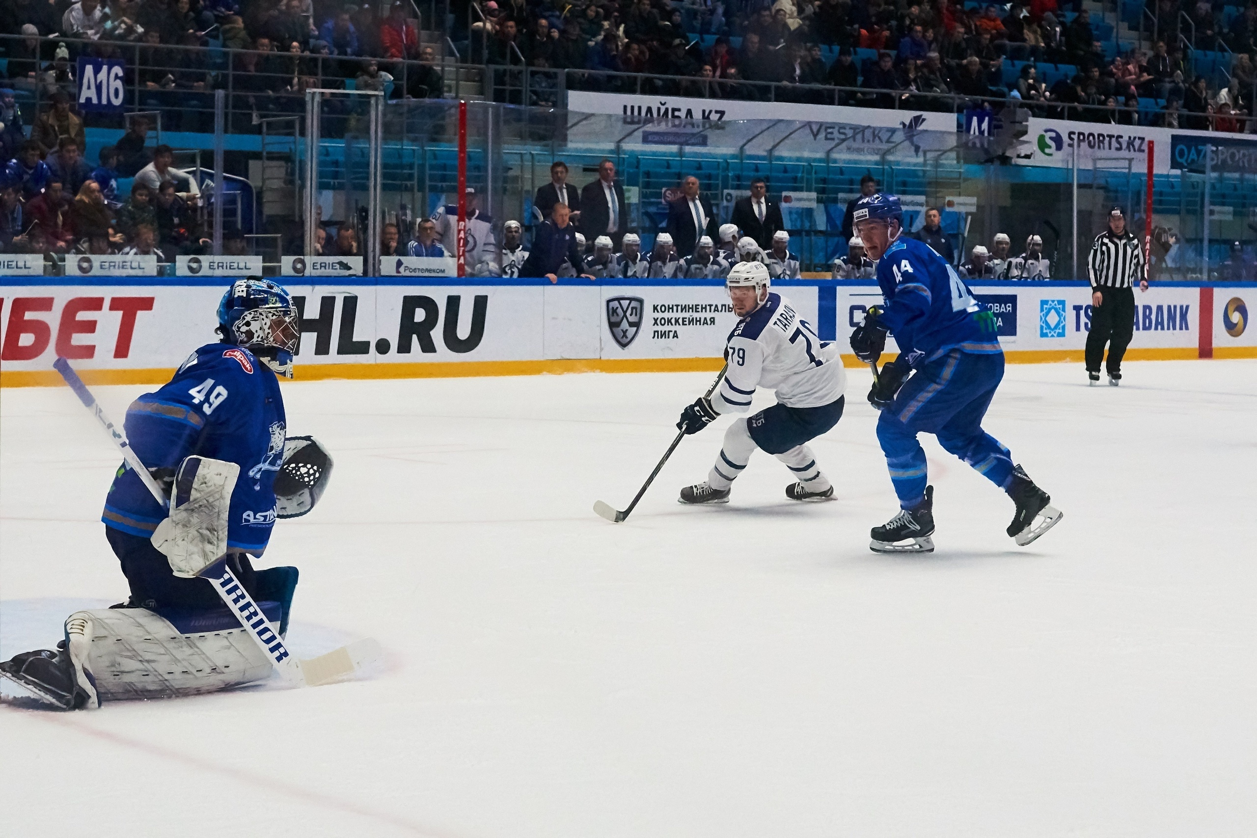 Фотосъёмка хоккейного матча. Артём Савиных — профессиональный фотограф в Москве | Репортажи, свадьбы, портреты