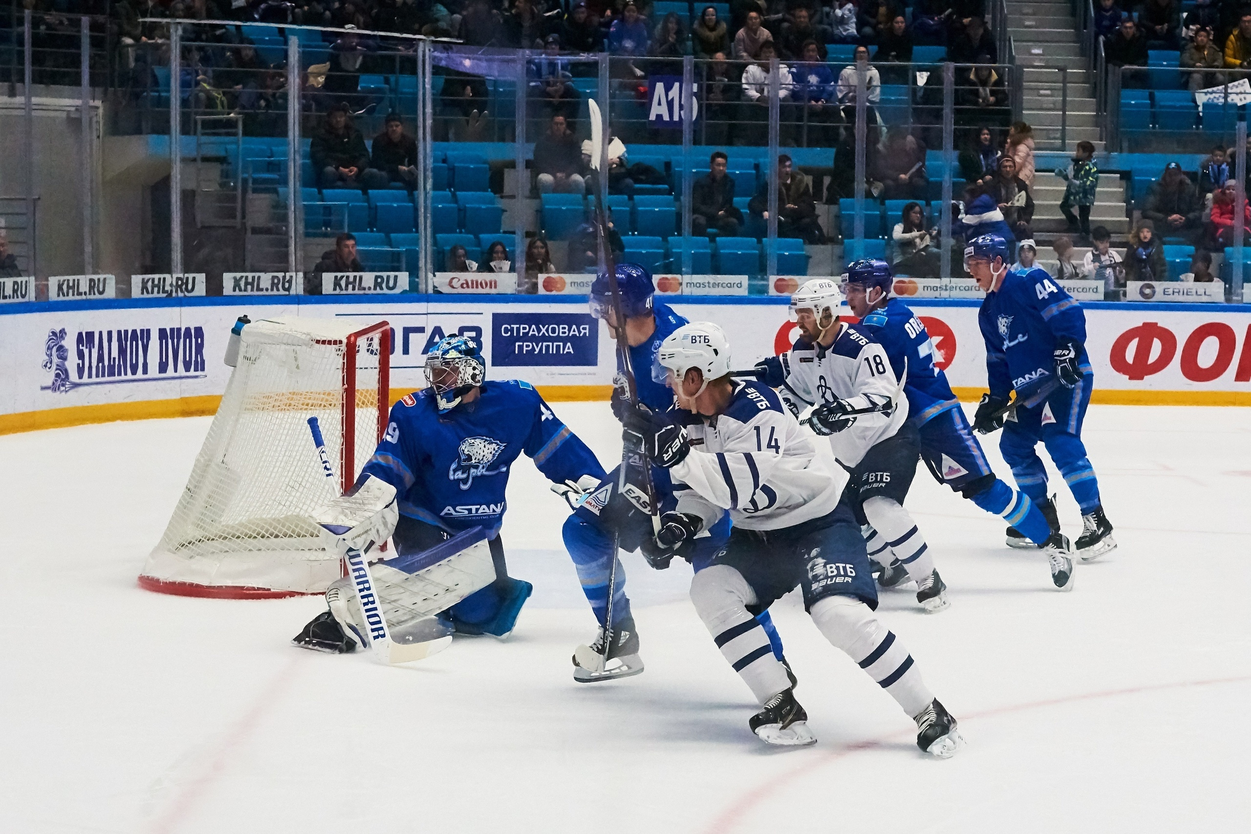 Фотосъёмка хоккейного матча. Артём Савиных — профессиональный фотограф в Москве | Репортажи, свадьбы, портреты