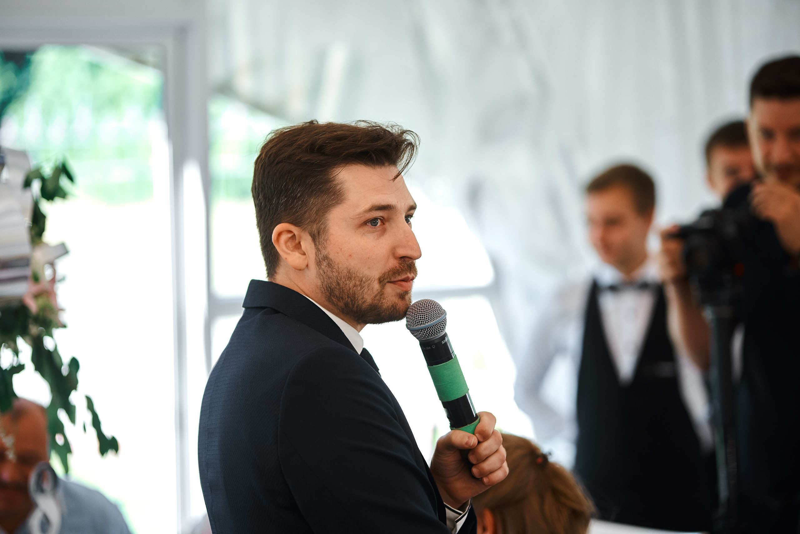 ведущий, ведущий на свадьбе, свадебный ведущий,  тамада