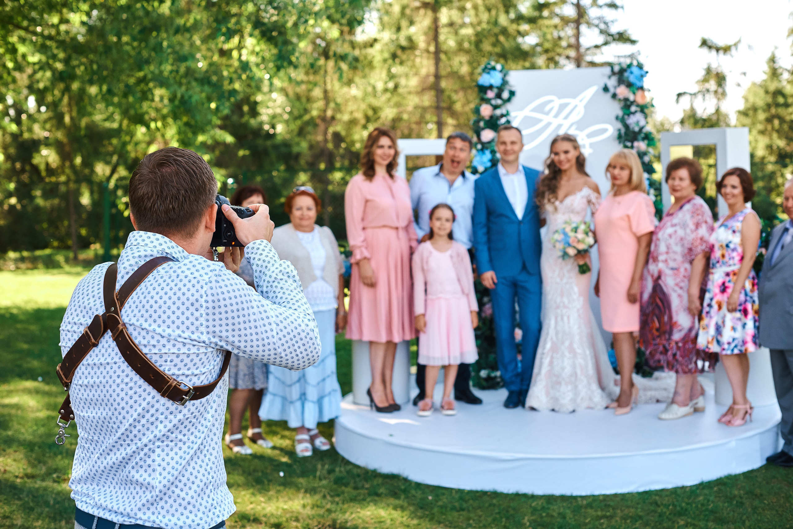 Фотосессия выездной регистрации. Артём Савиных — профессиональный фотограф в Москве | Репортажи, свадьбы, портреты