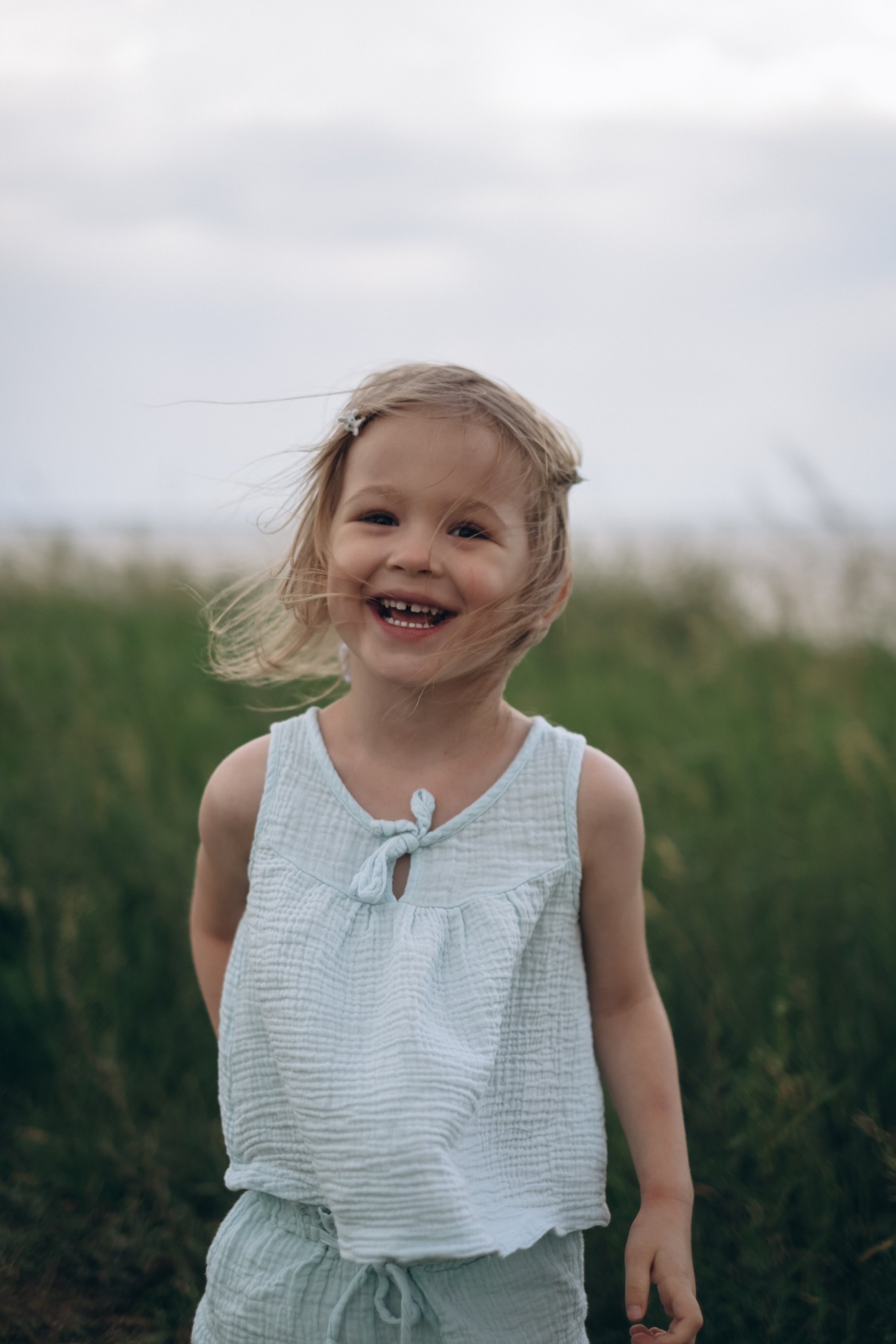 Прогулочная у моря. Мама и дочь. Фотограф Новосибирск Анна Рождественская