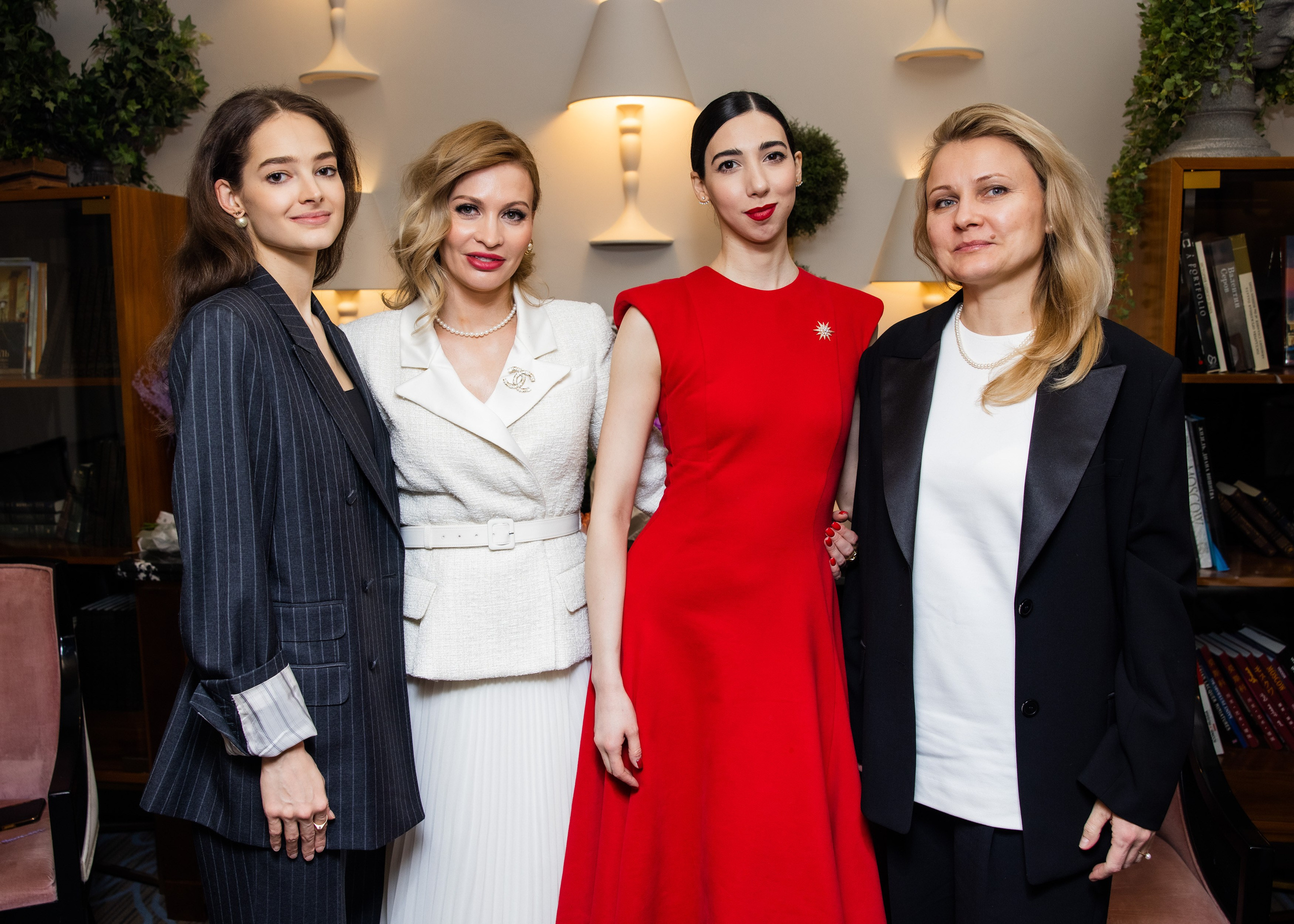 Арт-встреча. Балерины Дружат. Главная