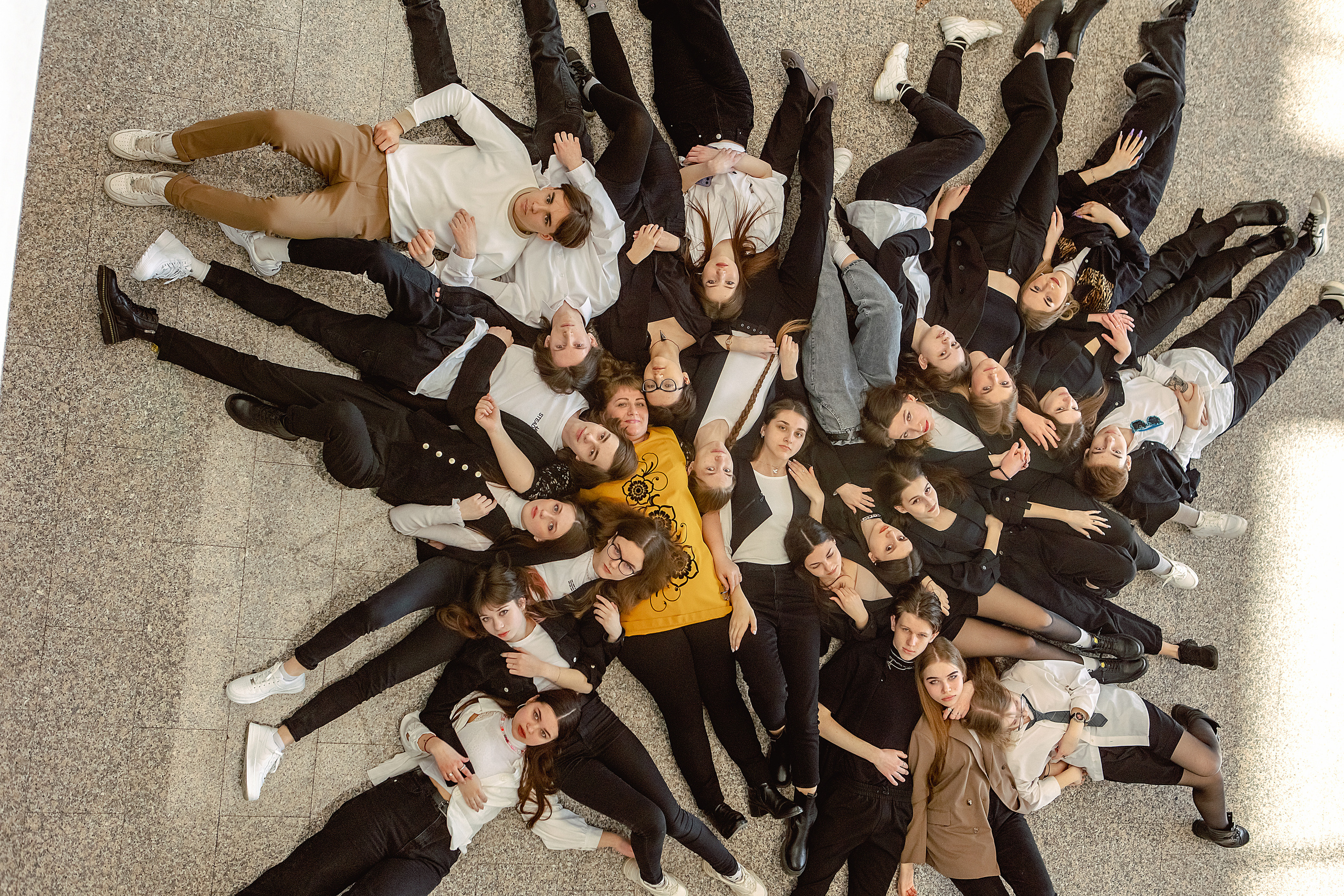 Выпускной альбом 9-11кл (общий подход). Фото в Минске Олег Цыганок #вашэнергичныйфотограф