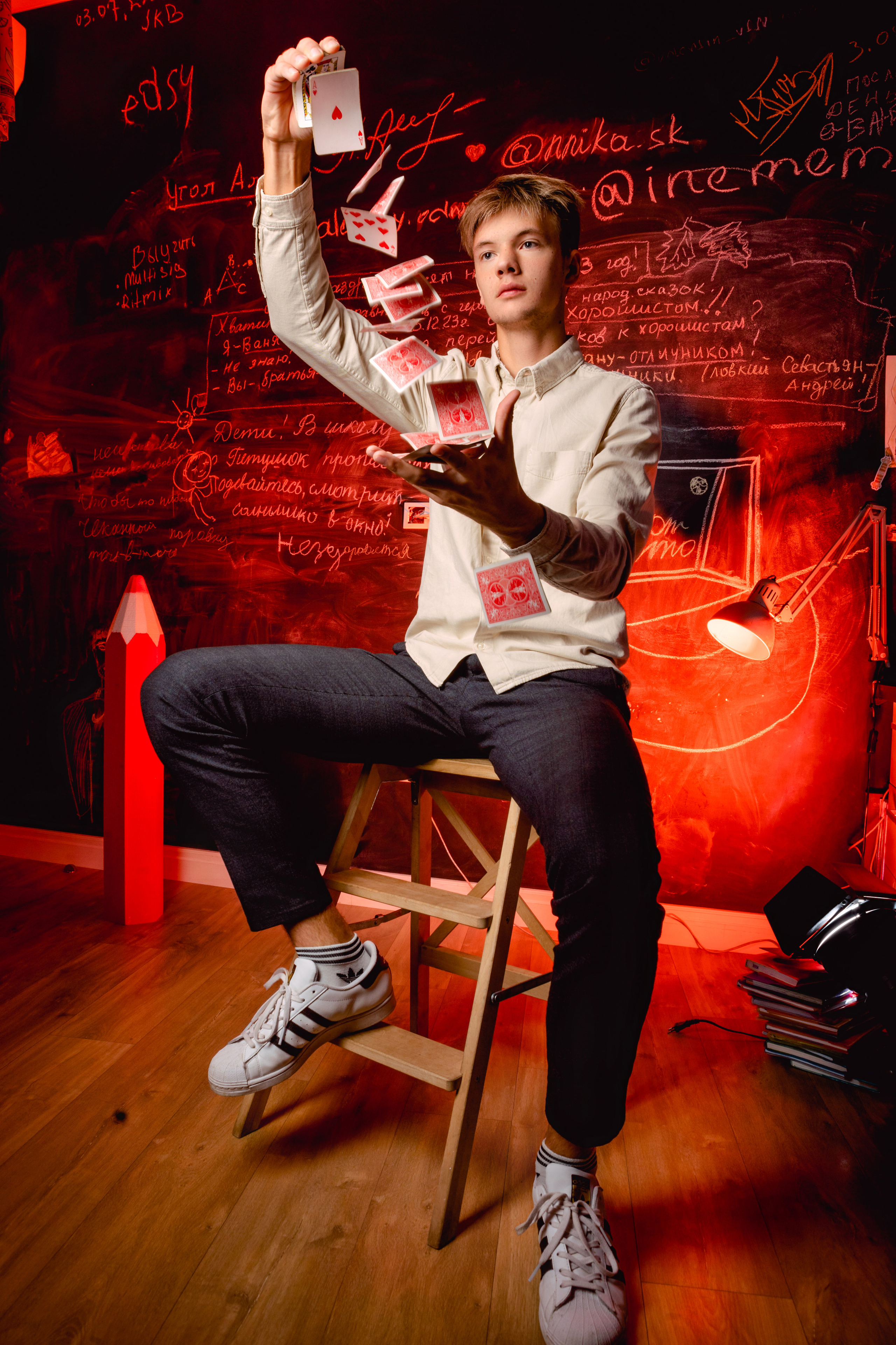 В школе Красный фон. Фото в Минске Олег Цыганок #вашэнергичныйфотограф