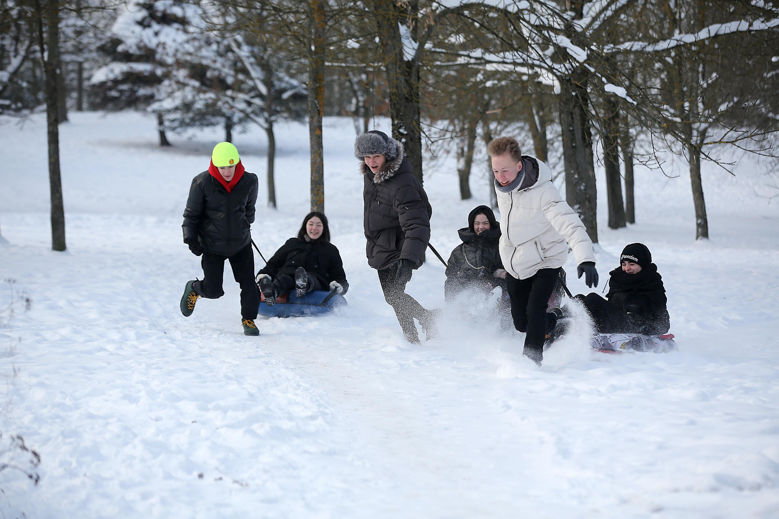 Выпускной альбом 9-11кл (общий подход). Фото в Минске Олег Цыганок #вашэнергичныйфотограф