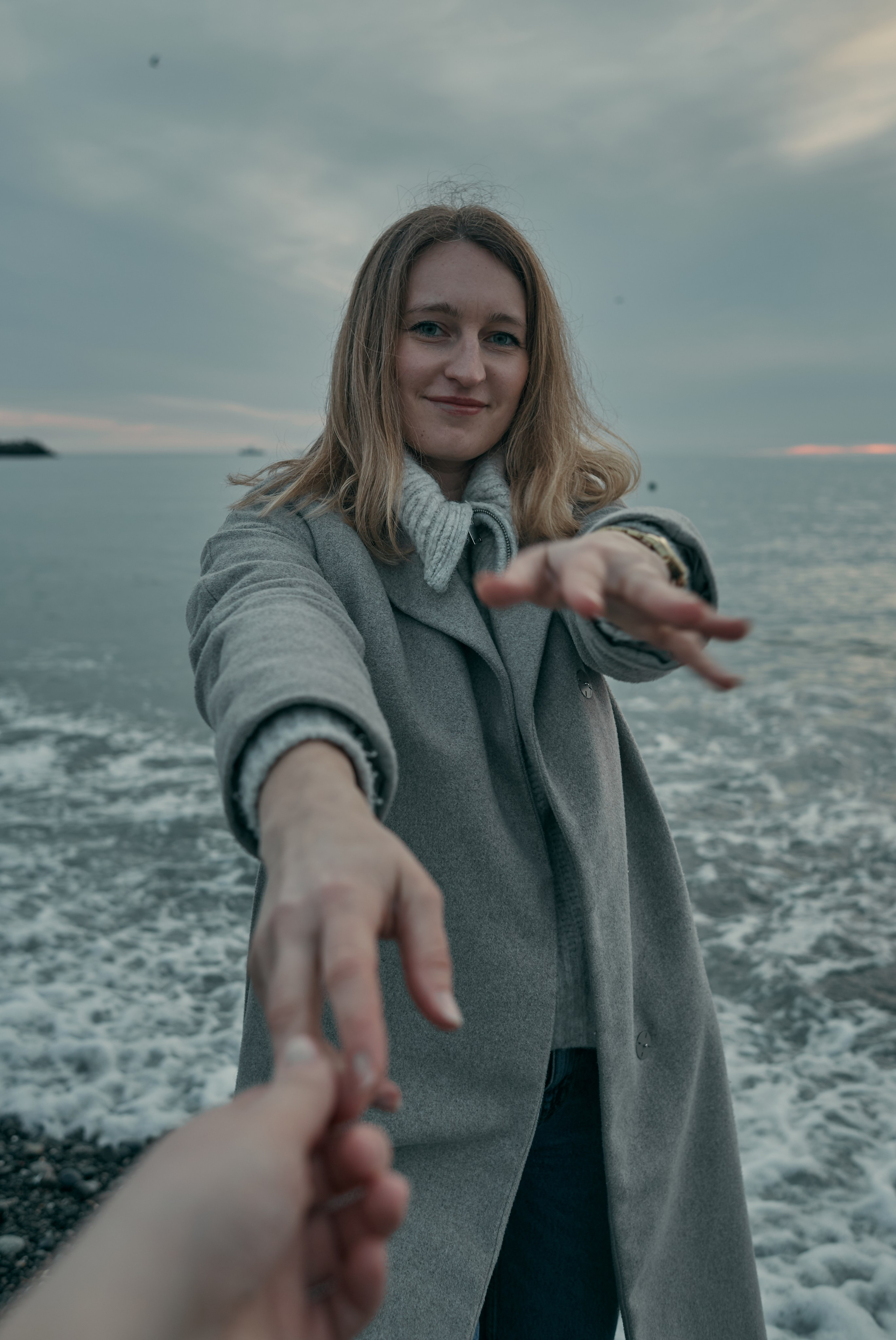 Виолетта. Прогулка у Черного моря. Портретный фотограф Санкт-Петербург, Пхукет