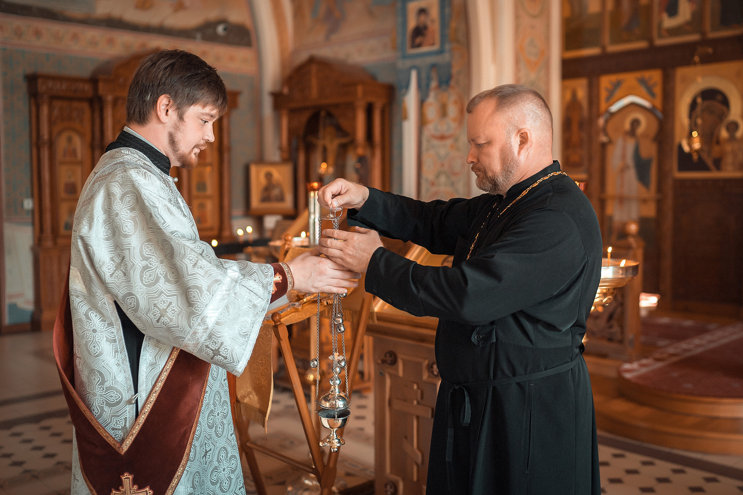 Венчание в Красноярске, фотограф на венчание в Красноярске. Фотограф на Крещение и Венчание в Красноярске Рамазанова Юлия