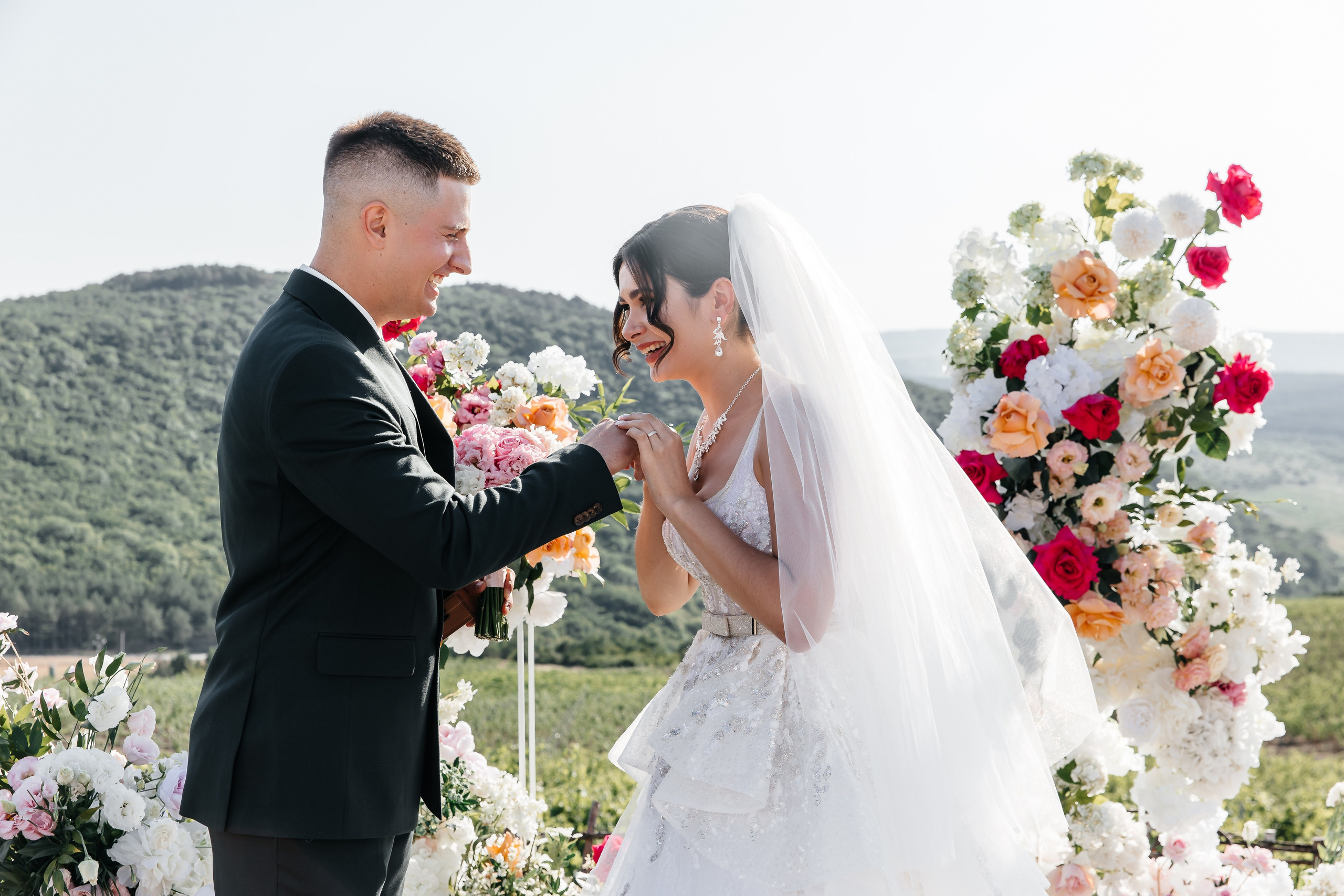 Свадьба на винодельне. Анонс для Ивана и Виктории. Свадебный фотограф в Крыму и Севастополе Ольга Баскакова