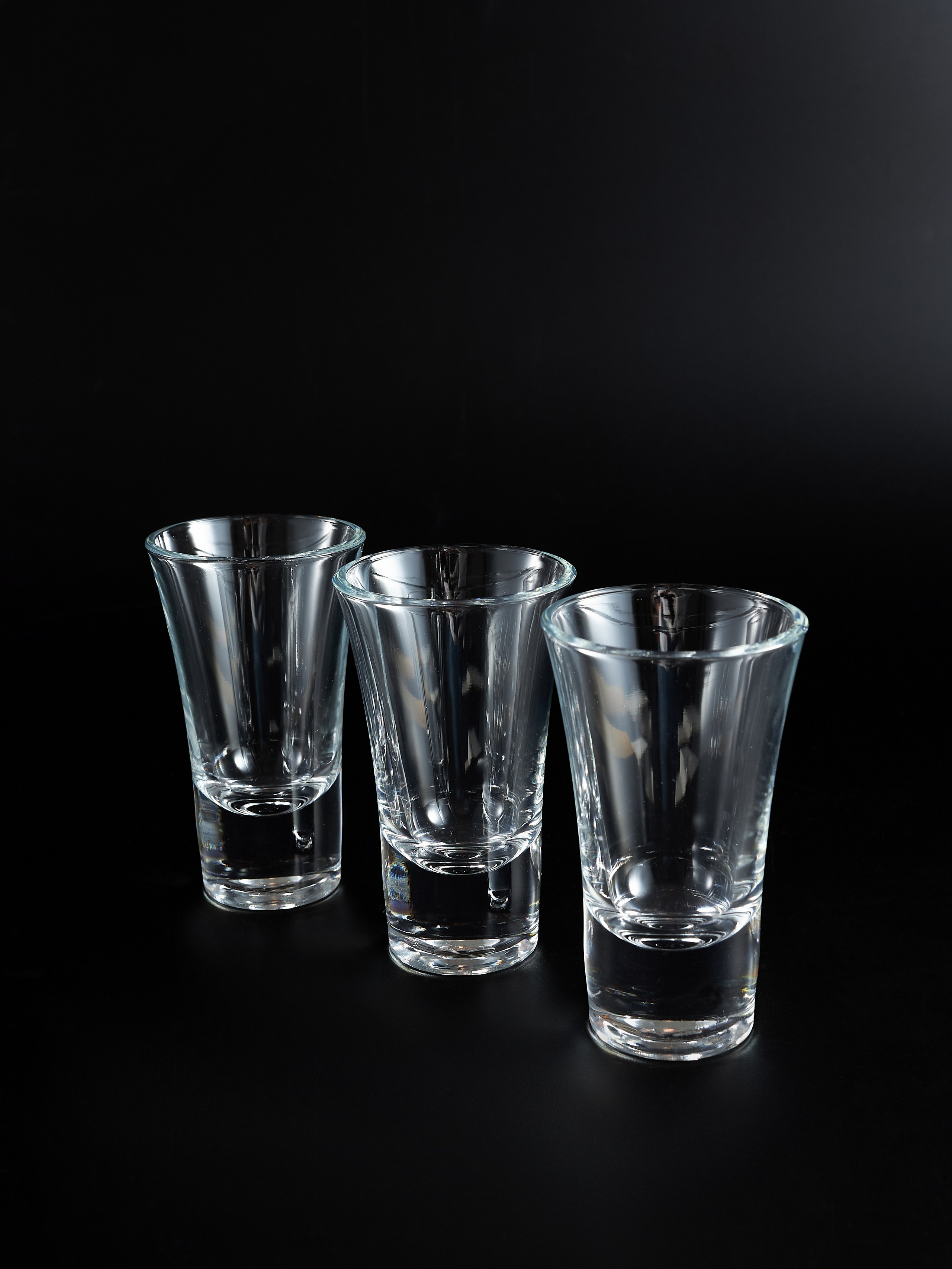 Фотосъемка посуды для маркетплейсов. Алексей Темнов — фотограф в Пятигорске