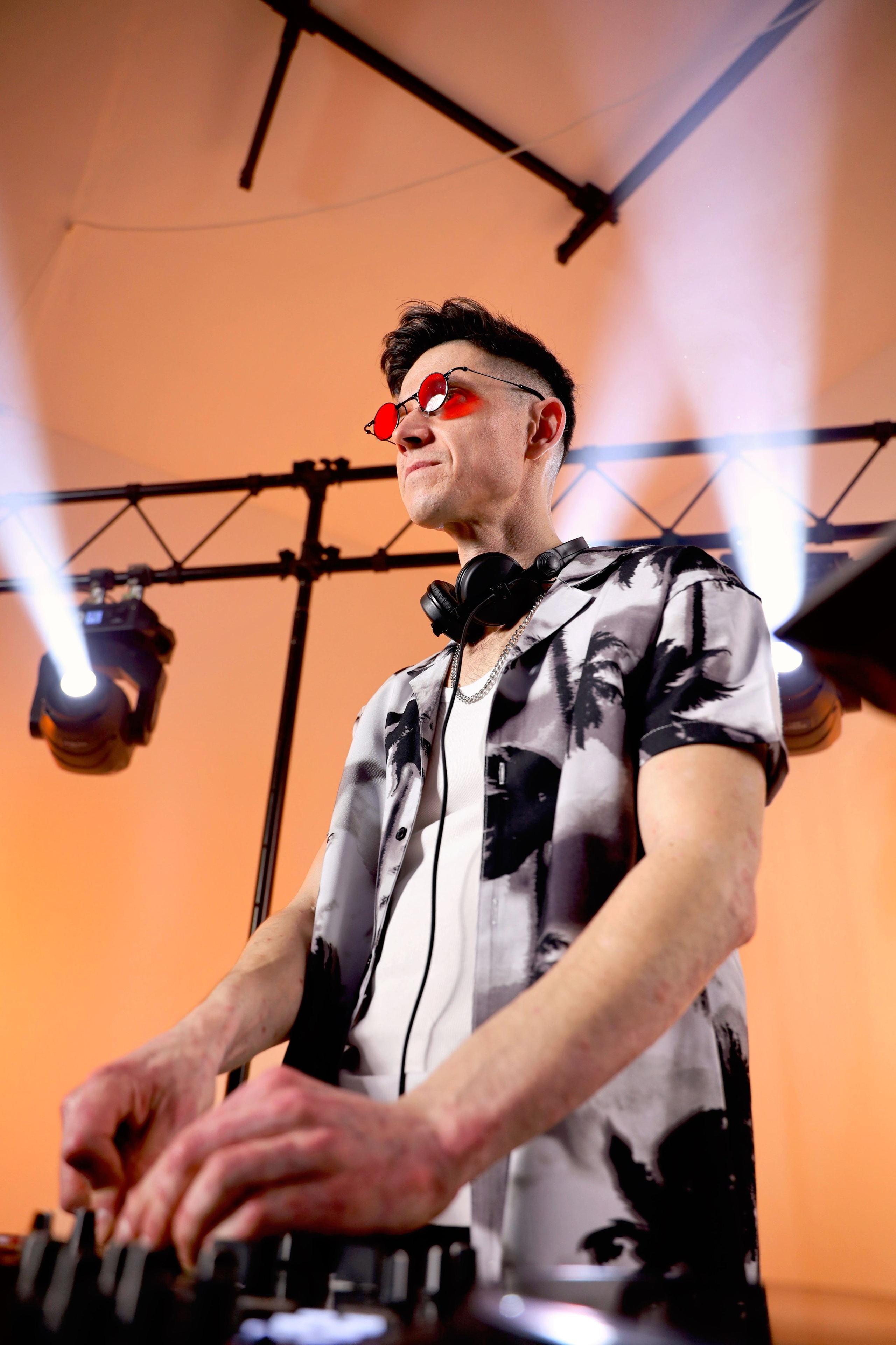 БЭКСТЕЙДЖ СТУДИЯ 12.7 V2. Репортажный фотограф Анапа