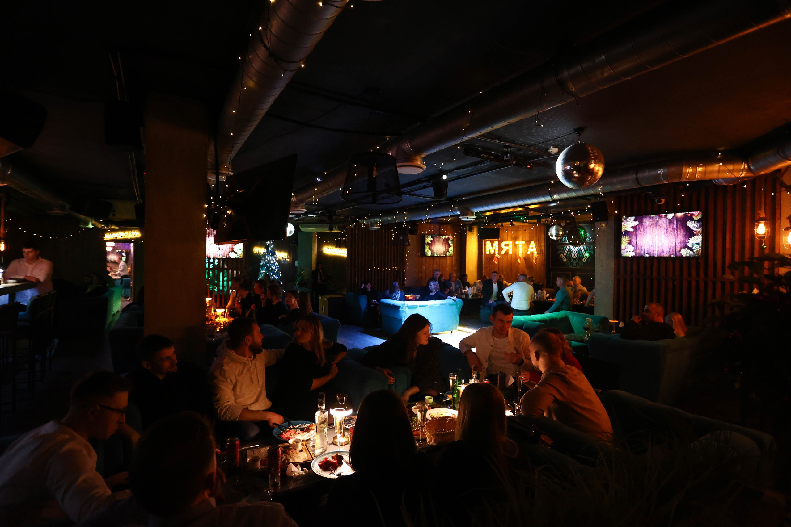 15/12/23 Новогоднее караоке в Мята Спортивная. Мята Спортивная — Кальянная, караоке, бар в Минске