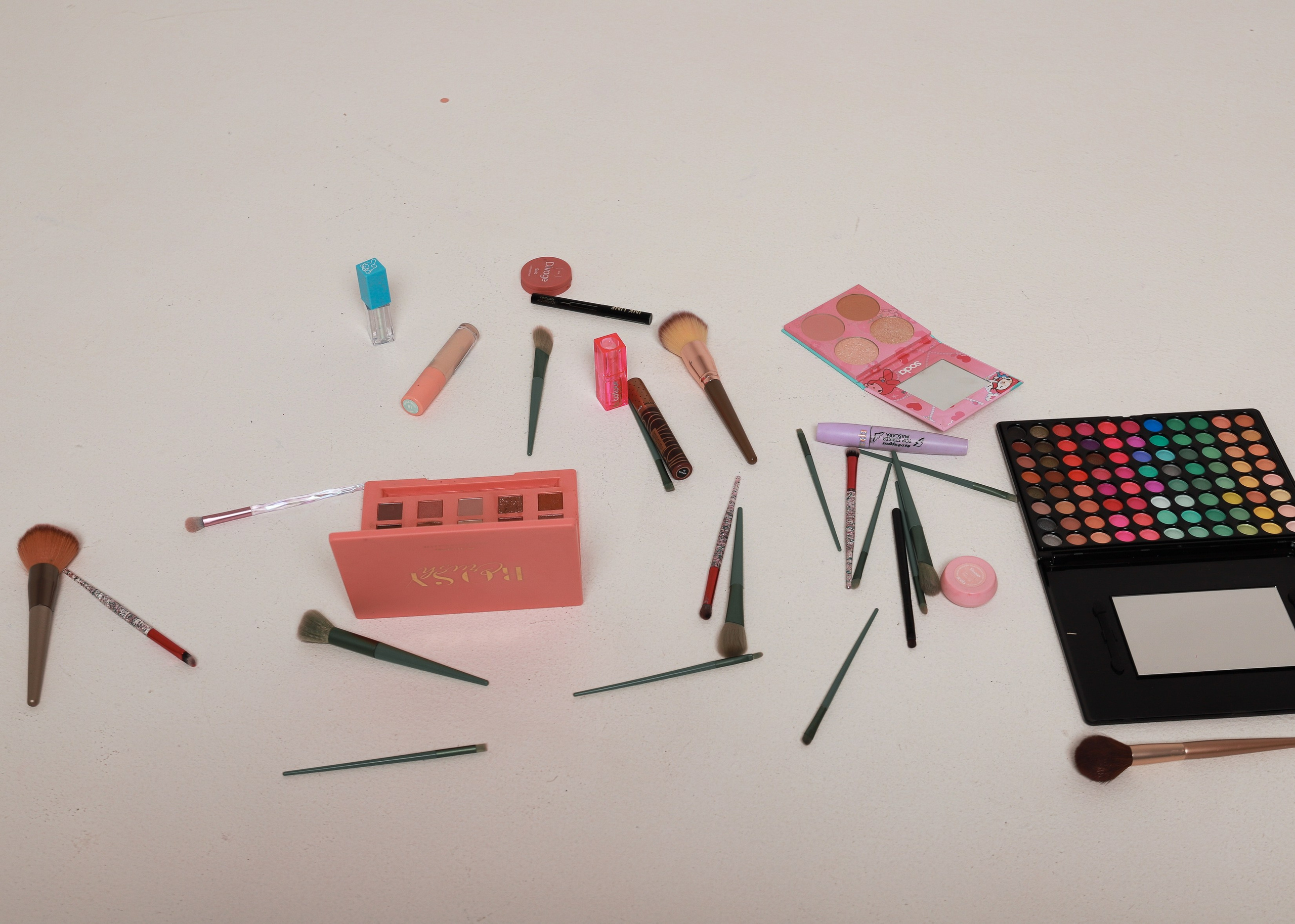 В джинсах. Фотограф Юлия Мальцева