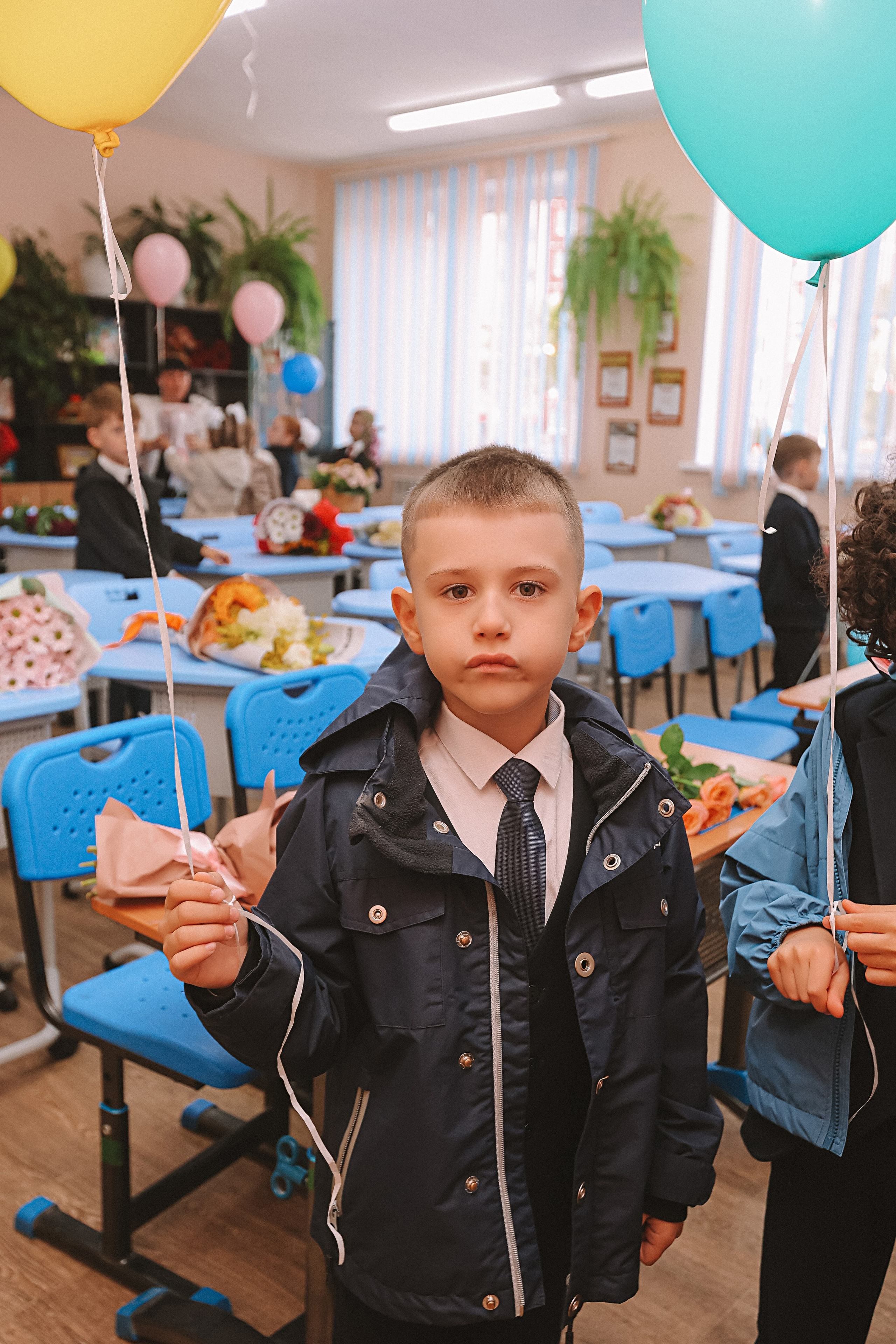 1 сентября линейка+кл час+портреты. Семейный фотограф Тюмень, фотограф на роды Салмина Мария