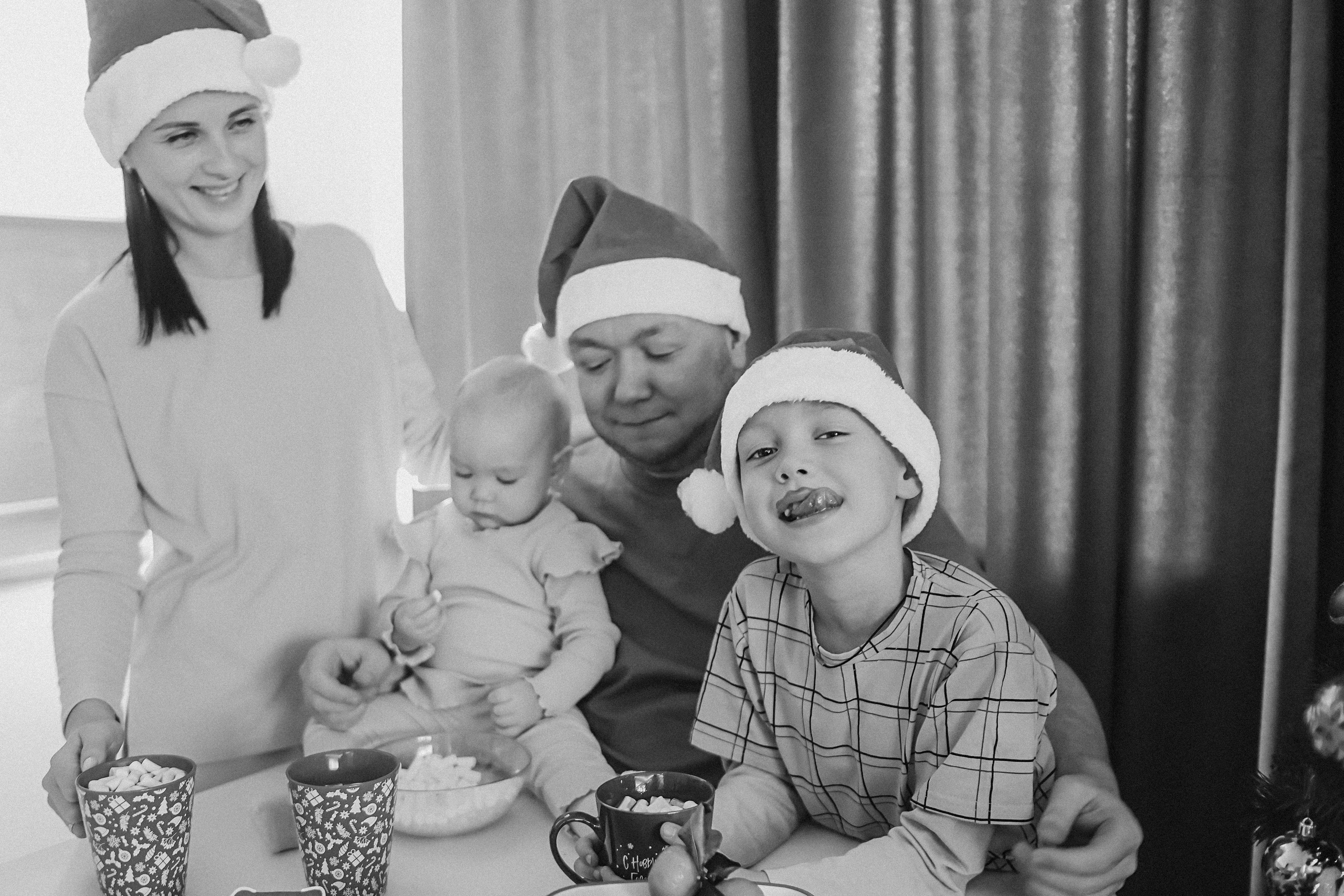 Дома. Семейный фотограф Тюмень, фотограф на роды Салмина Мария