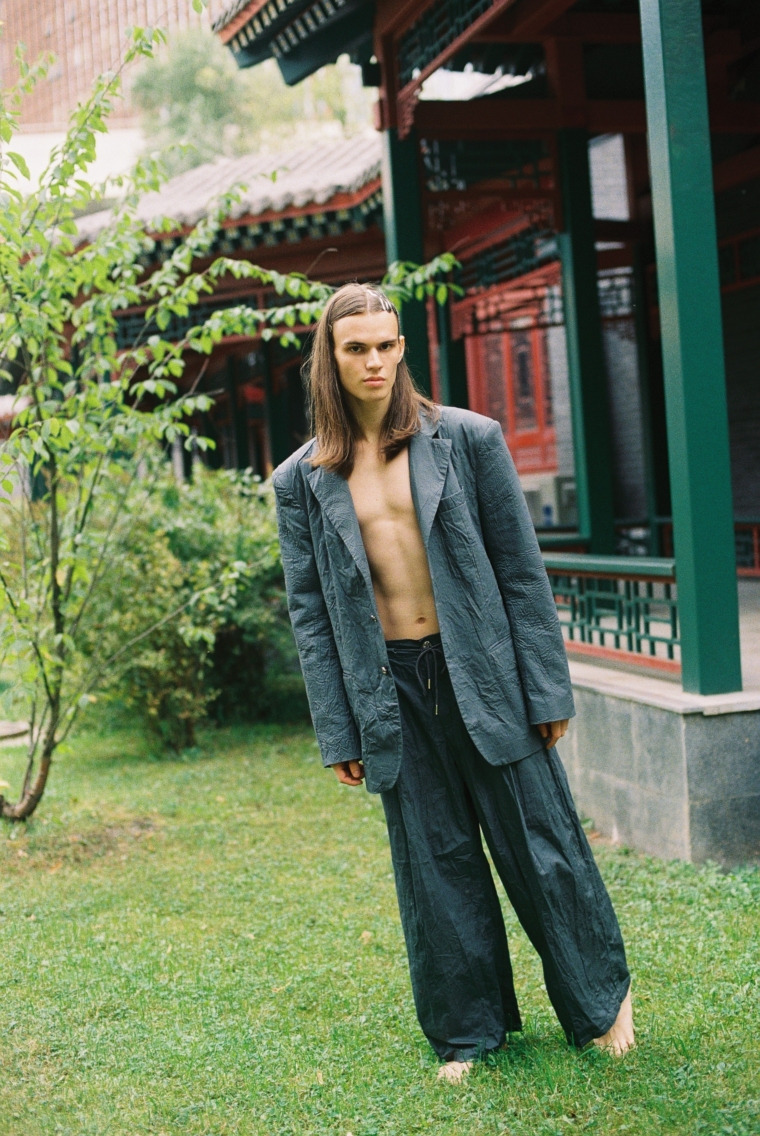 В китайском саду. Свадебный и фэшн фотограф в Москве и Санкт-Петербурге