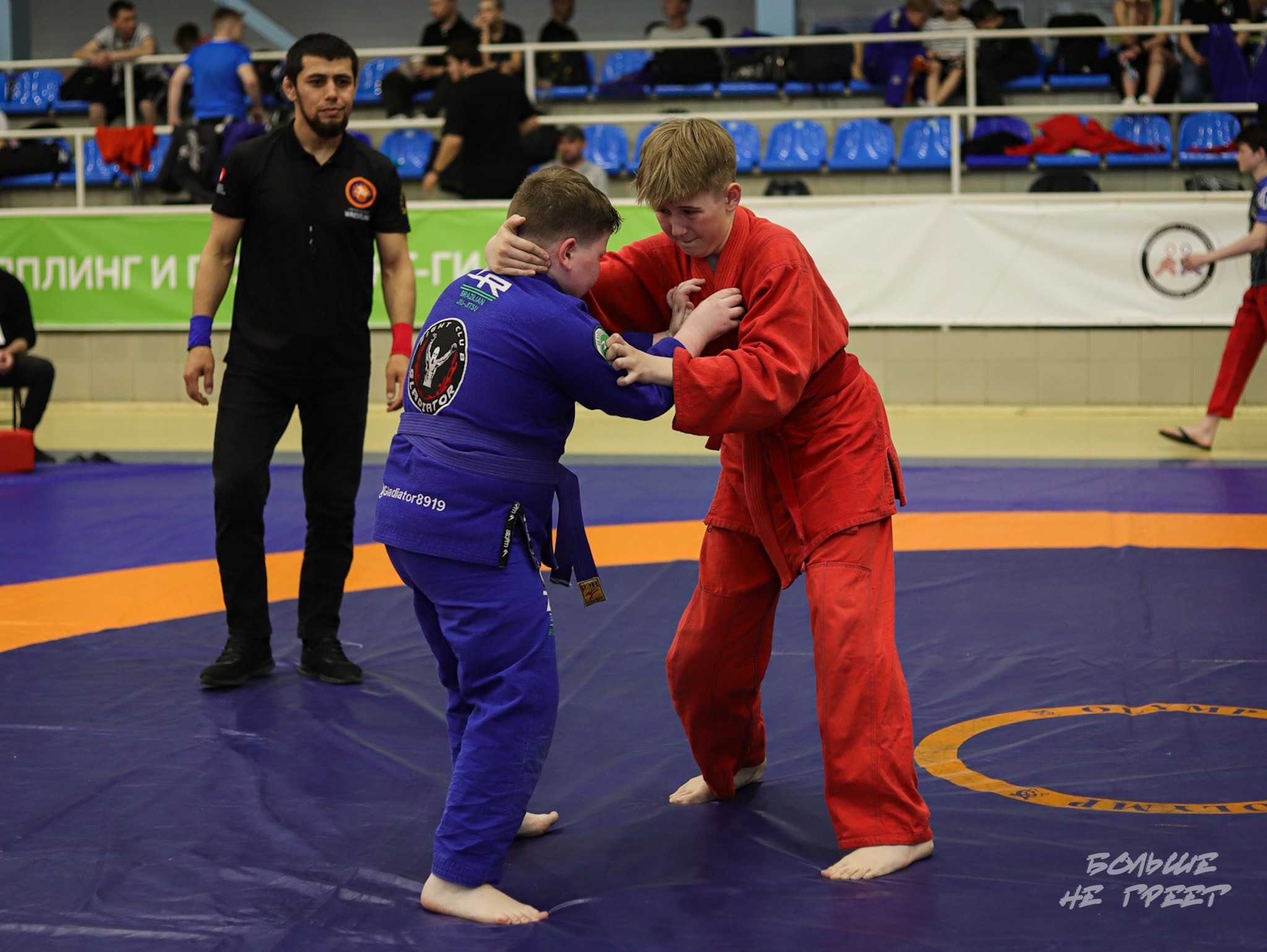 ПЕРВЕНСТВО УРФО ПО СПОРТИВНОЙ БОРЬБЕ ГРЭППЛИНГ И ГРЭППЛИНГ-ГИ. Больше не греет