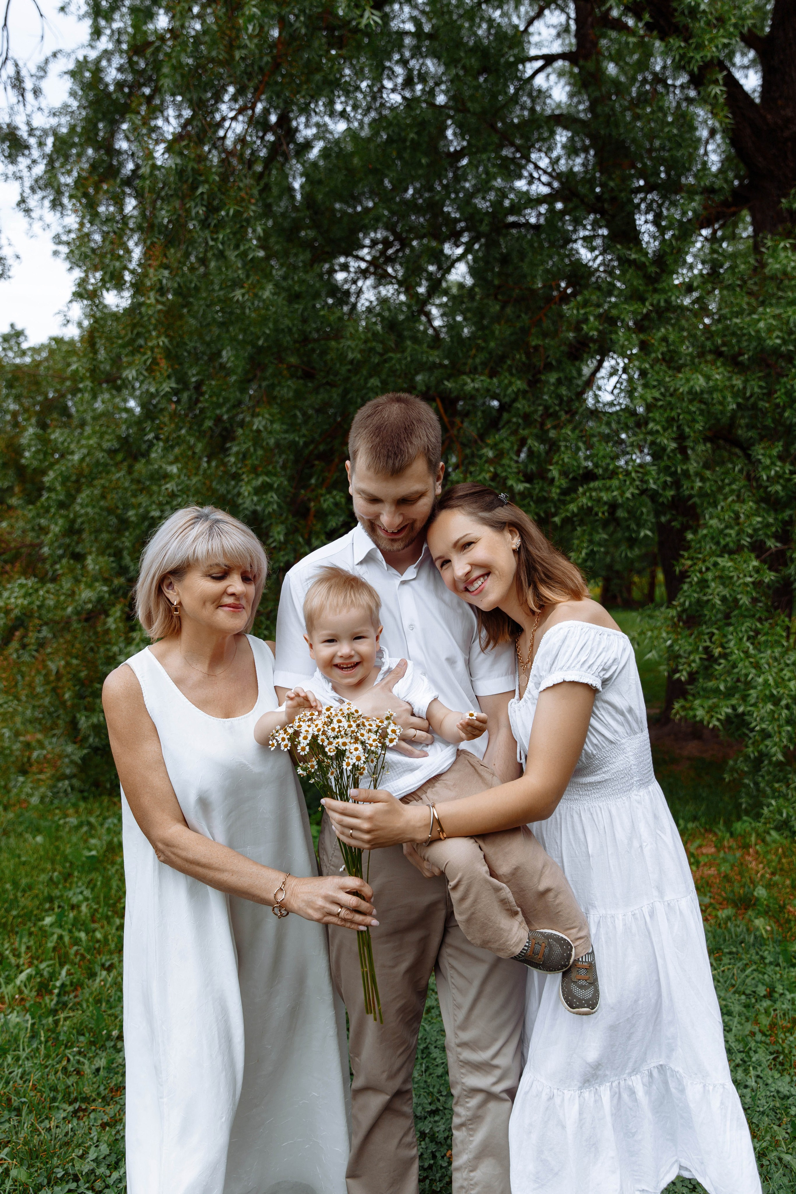 Фотосессия беременности в усадьбе Валуево. Фотограф Александра Сыщенко