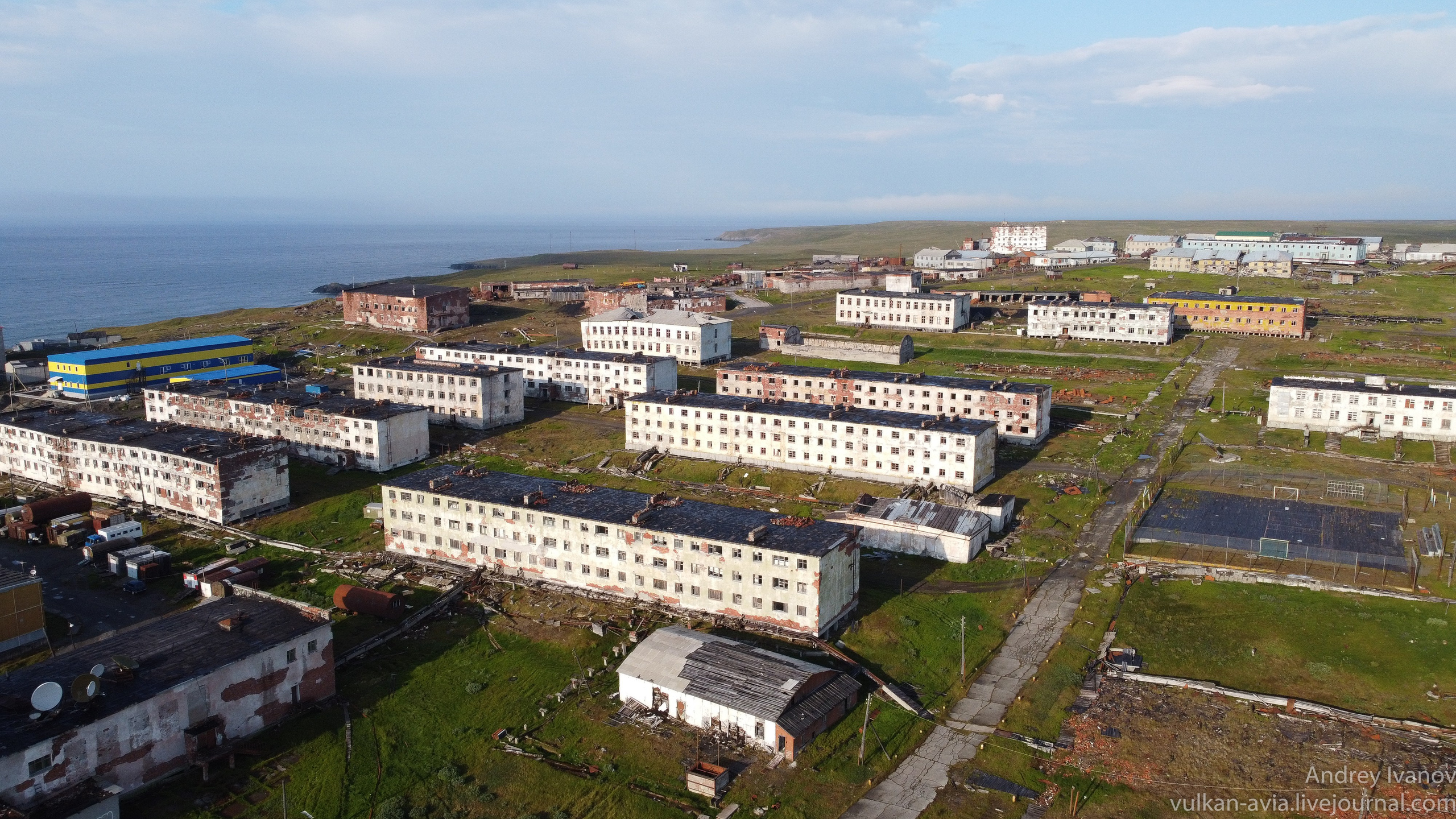 Амдерма — наука (2020 г.). Фотоальбом показывающий увлекательный мир авиации и мир медведей Андрея Иванова