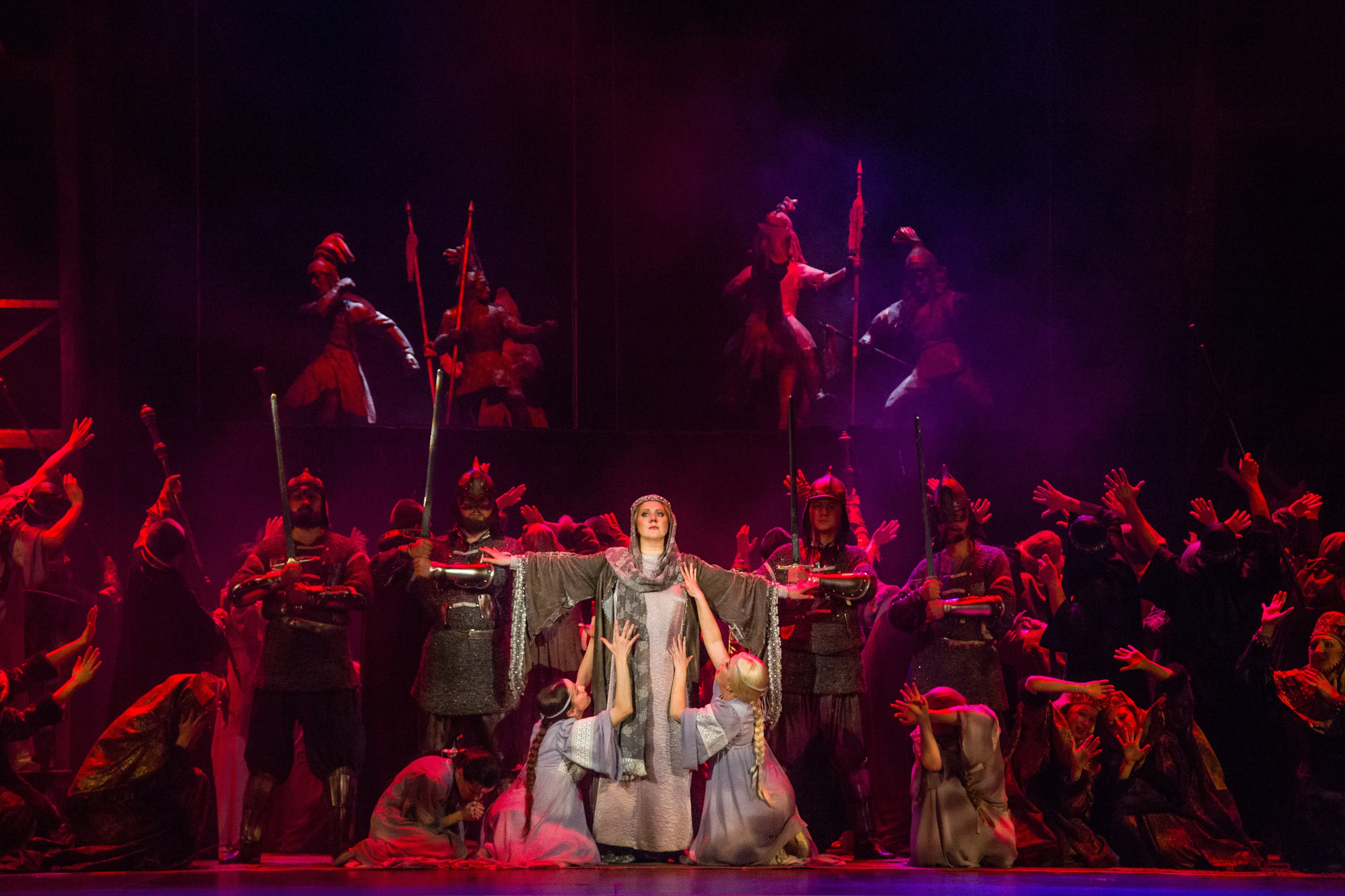 «Князь Игорь» в Новой опере. Дарья Письменюк / Darya Leitstern — фотограф, музыкант, журналист, путешественник