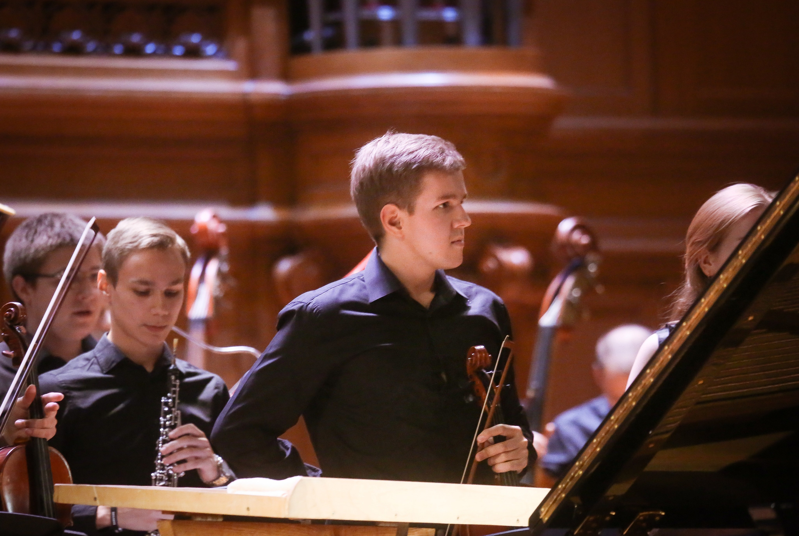 Рахманинов vs. Rachmaninoff. Симфонический диптих. Дарья Письменюк / Darya Leitstern — фотограф, музыкант, журналист, путешественник