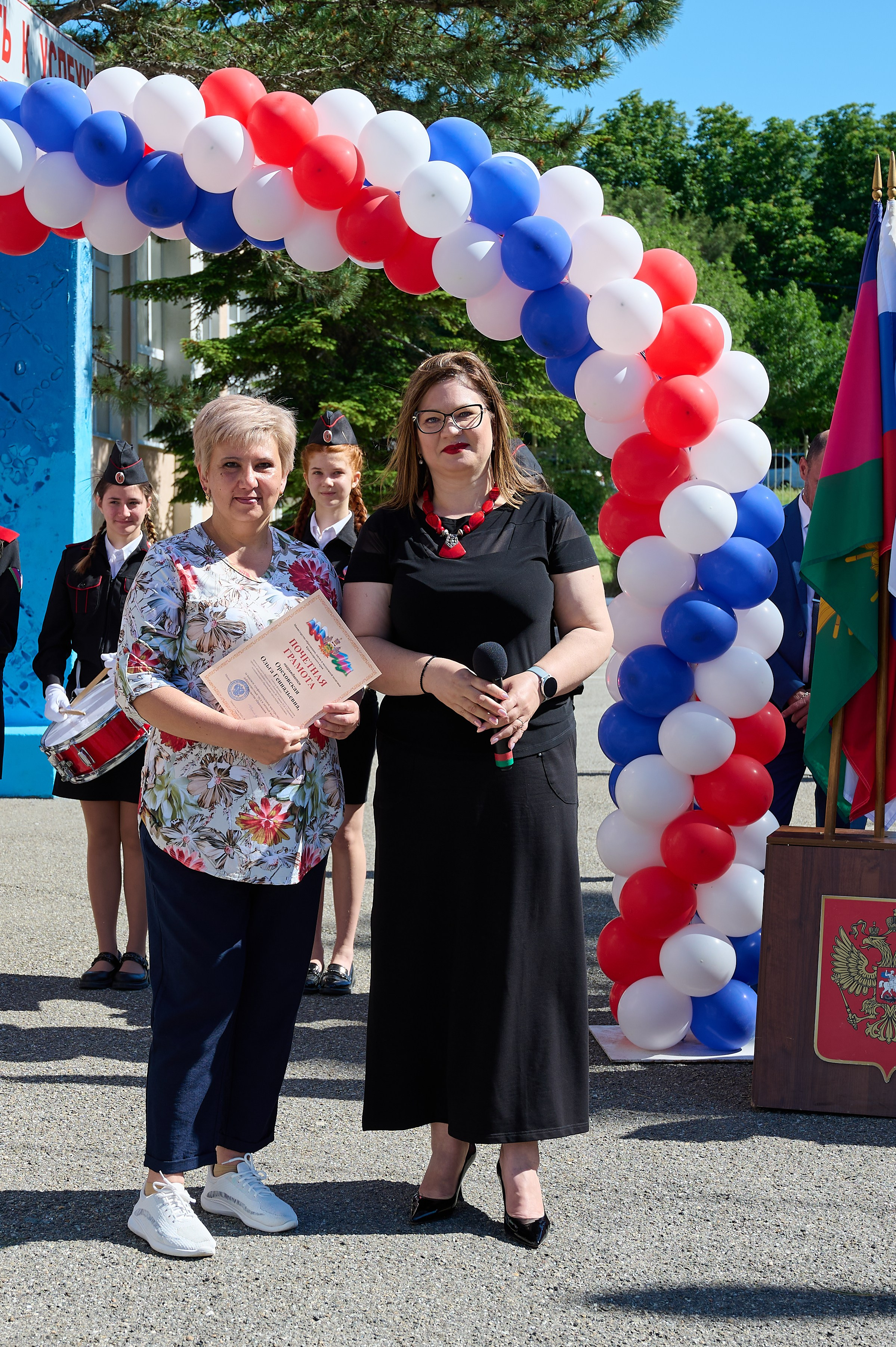 Последний звонок. Жизнь курорта Кабардинка в фотографиях