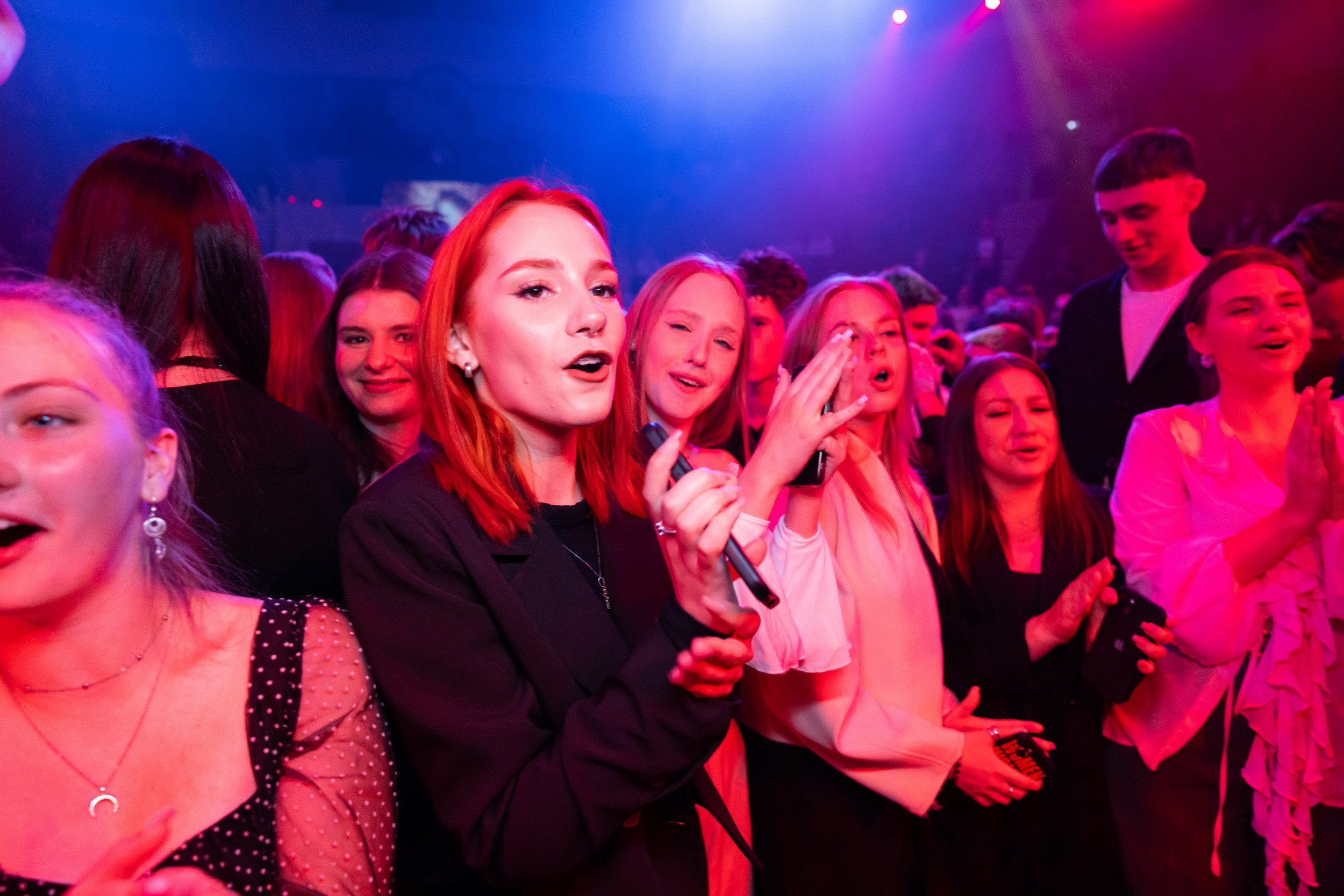 Городской бал выпускников (24 июня 2025). Репортажный фотограф Алексей Пирязев