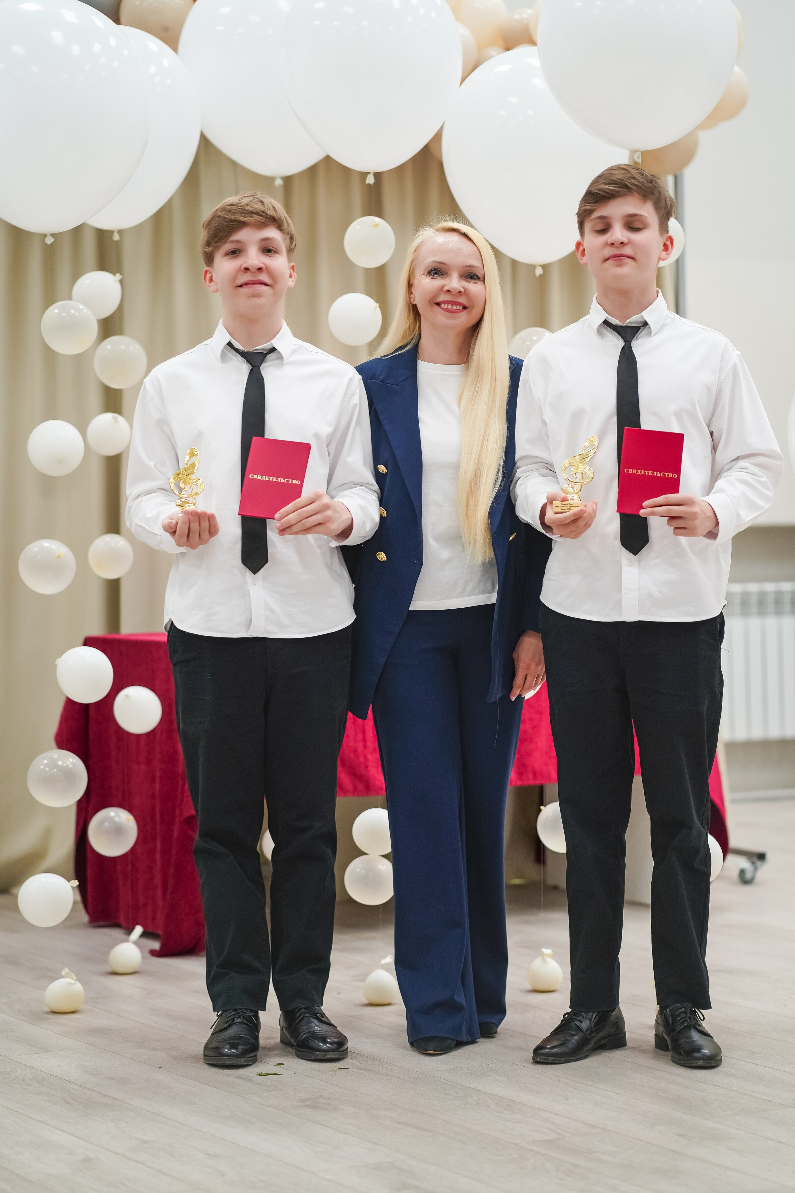 Выпускной муз.школа. Школьные альбомы и альбомы для детского сада. Юлия Осипова. Москва