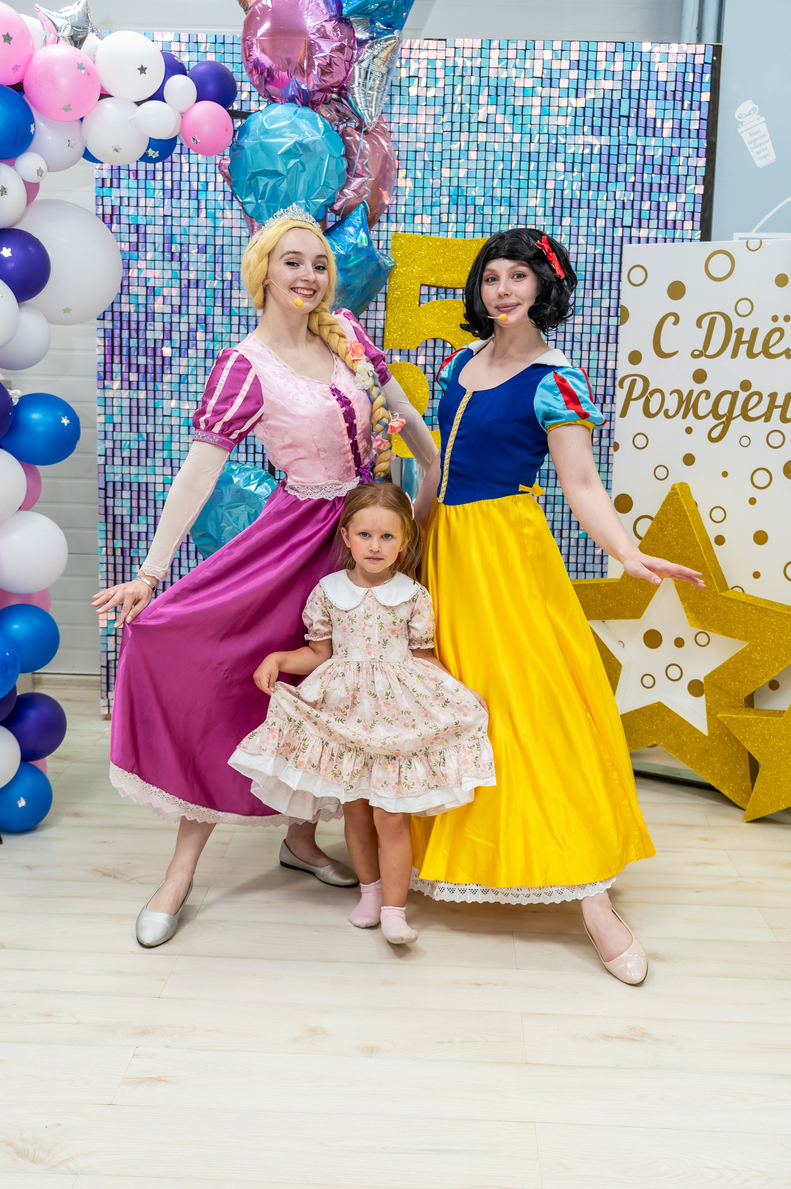 Игротека Ниндзя Кидс. Я Ольга Казанцева, фотографирую снимаю ваши киноистории и печатаю фото и цифровые портреты на холсте