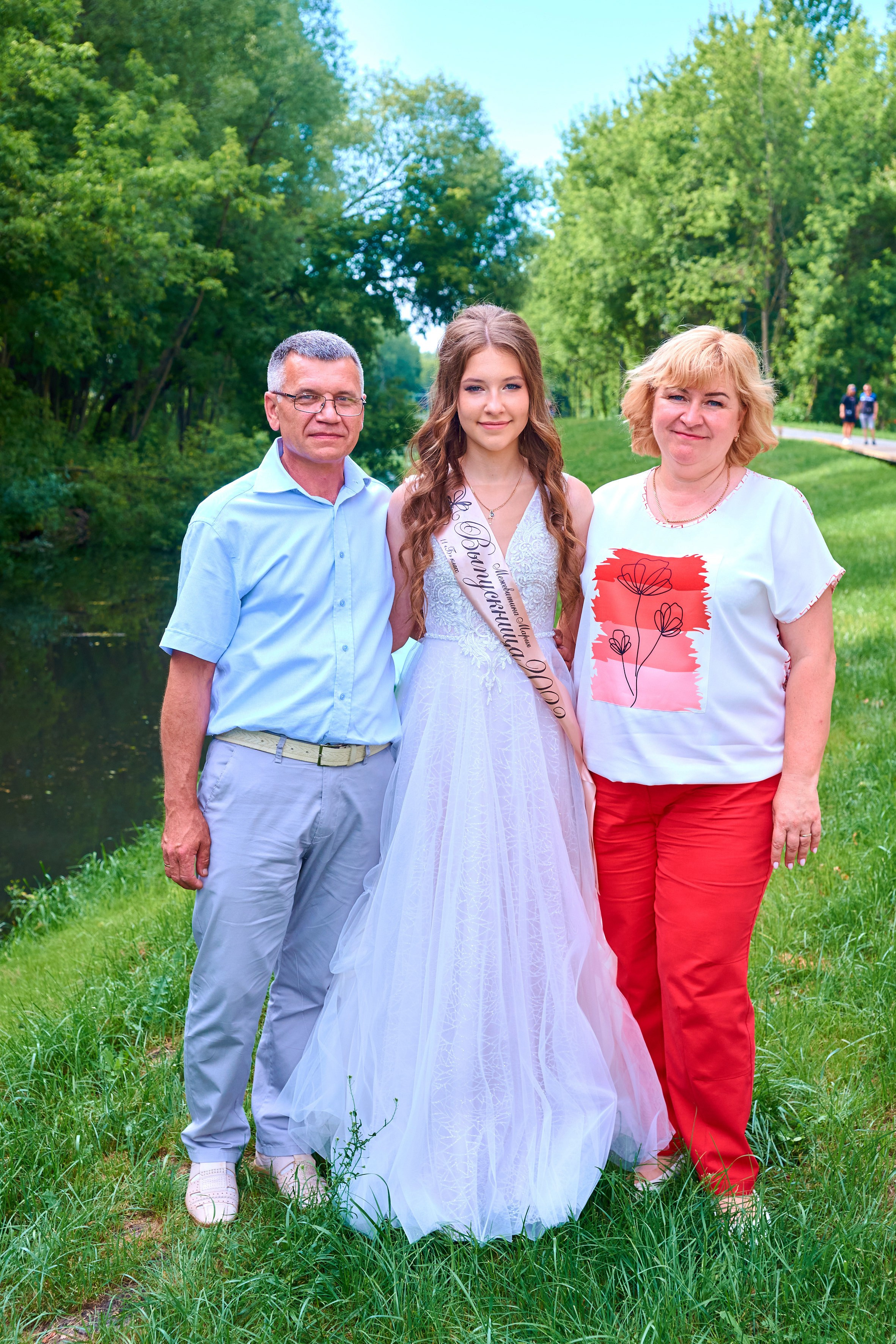 Вручение аттестатов 2023. 11 класс. Childrenfoto.ru