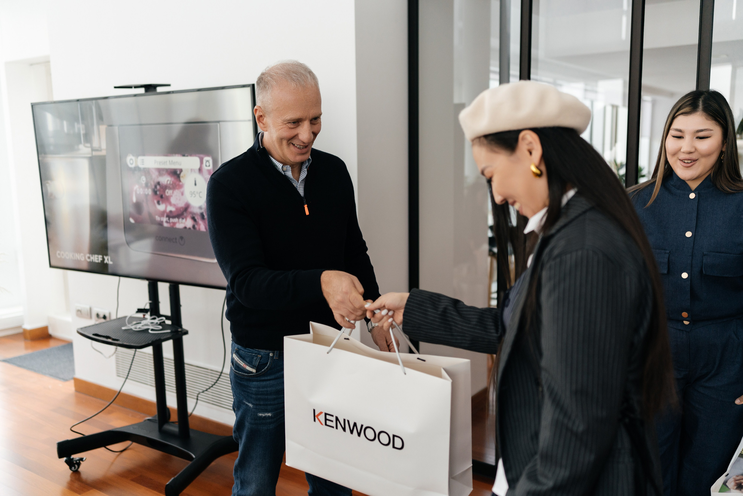 Kenwood. Свадебный фотограф алматы Шожебаев Кайрат