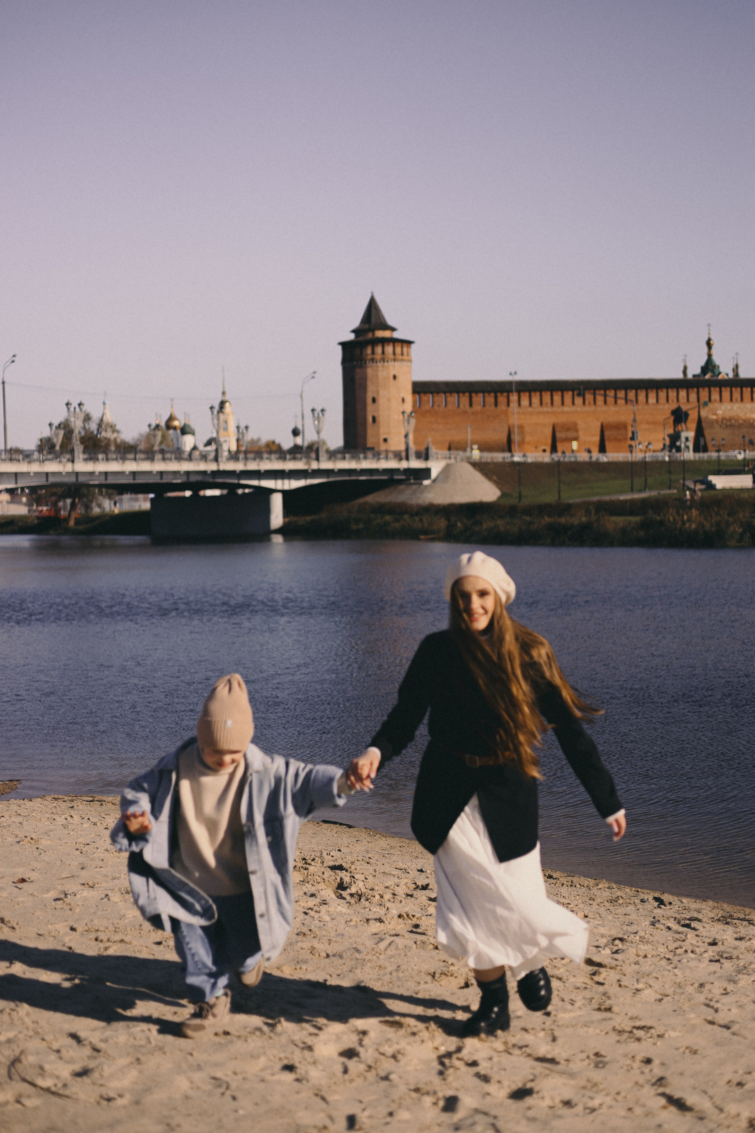 Игнат и его мама. Фотограф Мария Лаенко