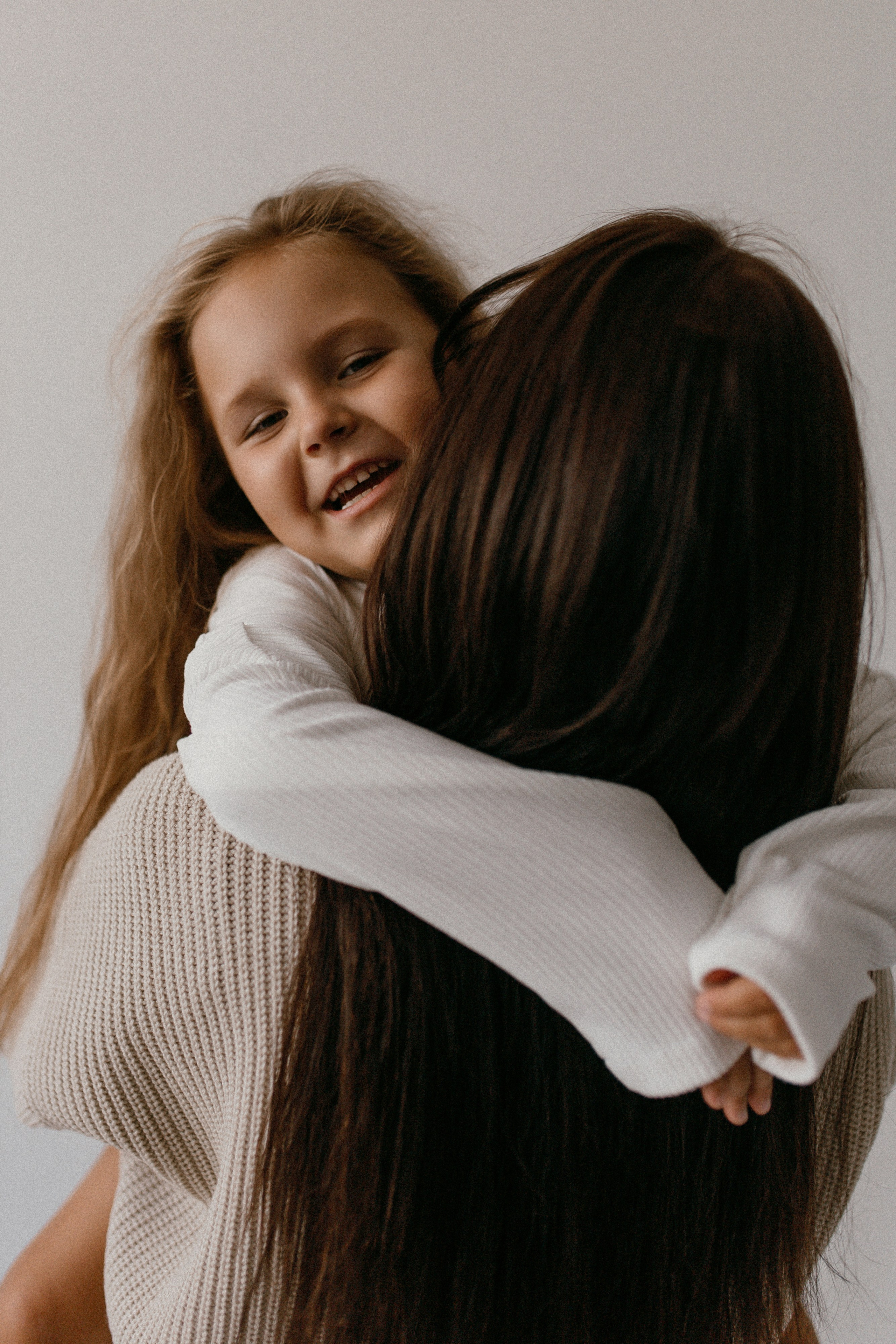 Есения и мама. Семейный фотограф Губкин/Старый Оскол