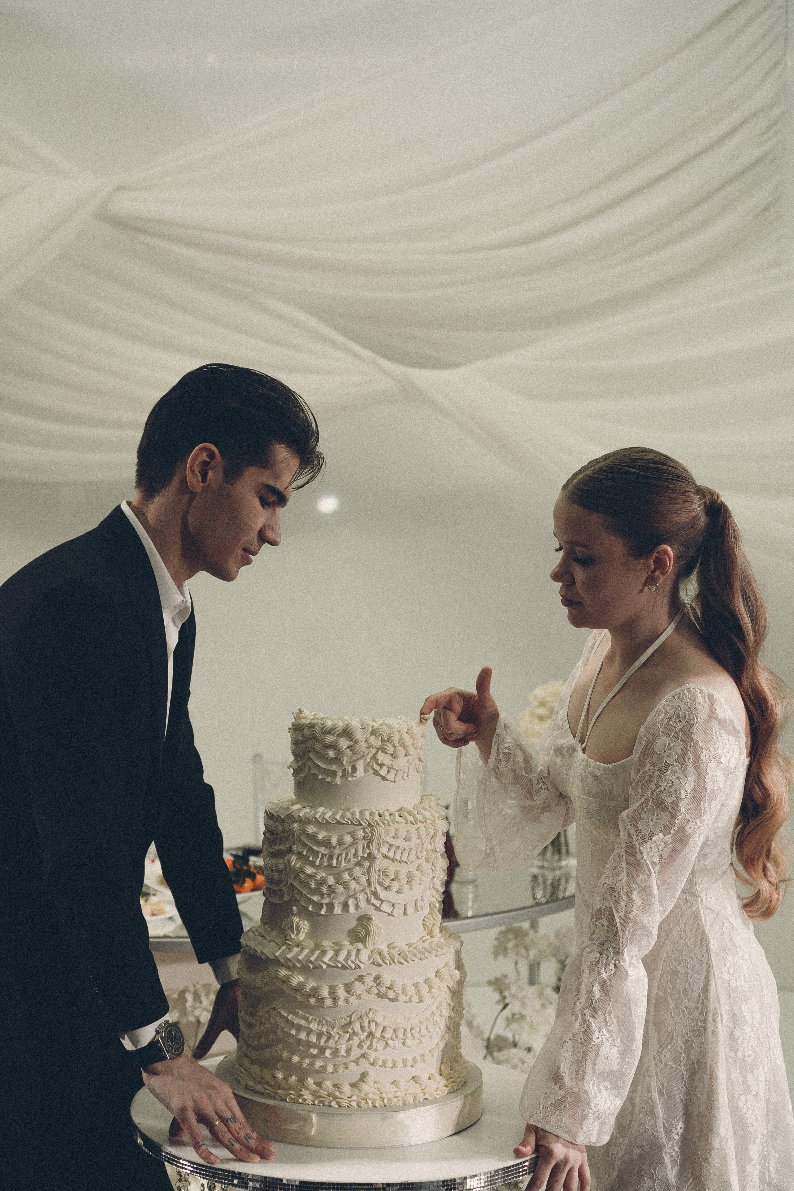 СВАДЕБНАЯ СЬЕМКА В ОТЕЛЕ В СИБИРИ. Профессиональный фотограф, Санкт-Петербург — Виктория Богомолова