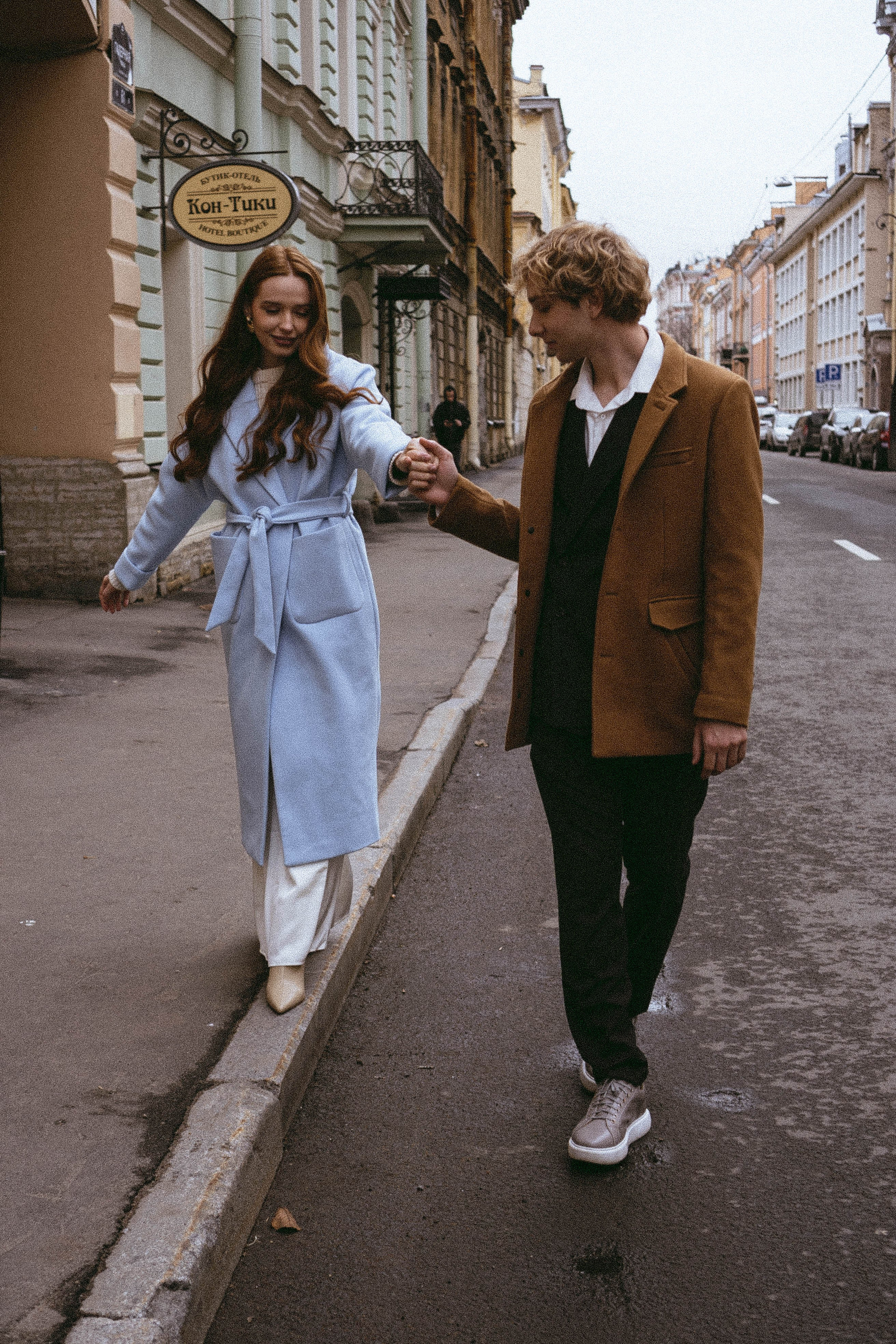 СВАДЕБНАЯ СЬЕМКА В ОТЕЛЕ. СБОРЫ ЖЕНИХА И НЕВЕСТЫ И ТАКЖЕ ТОР И ПОДГОТОВКА К ПРОГУЛКЕ И ПРОГУЛКА ПО ПЕТРОГРАДКЕ. Профессиональный фотограф, Санкт-Петербург — Виктория Богомолова